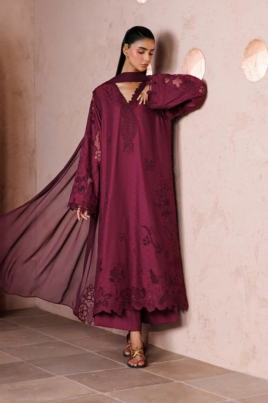 Iznik | Sunscape Lawn '26 | UE-702 Embroidered Lawn