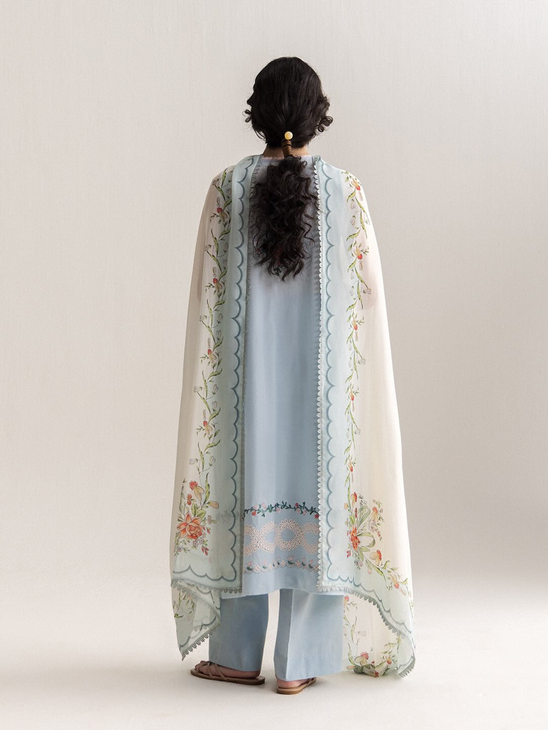 Zara Shahjahan | Coco Lawn 26 | Kian-8B