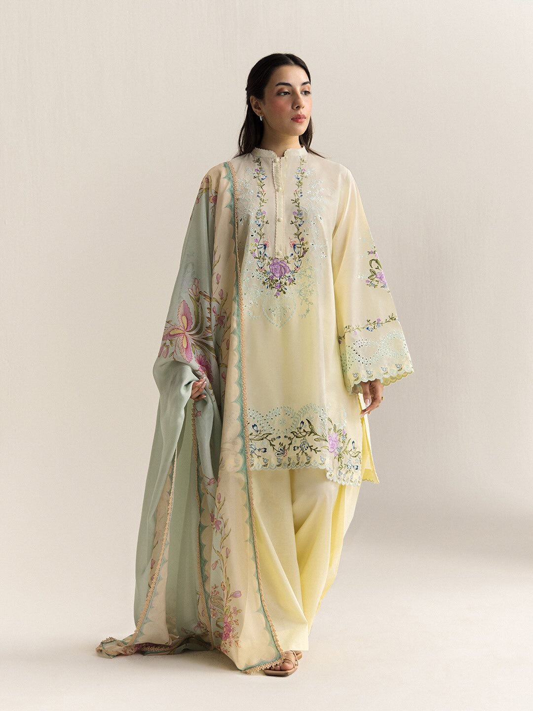 Zara Shahjahan | Coco Lawn 26 | Arlo-7A