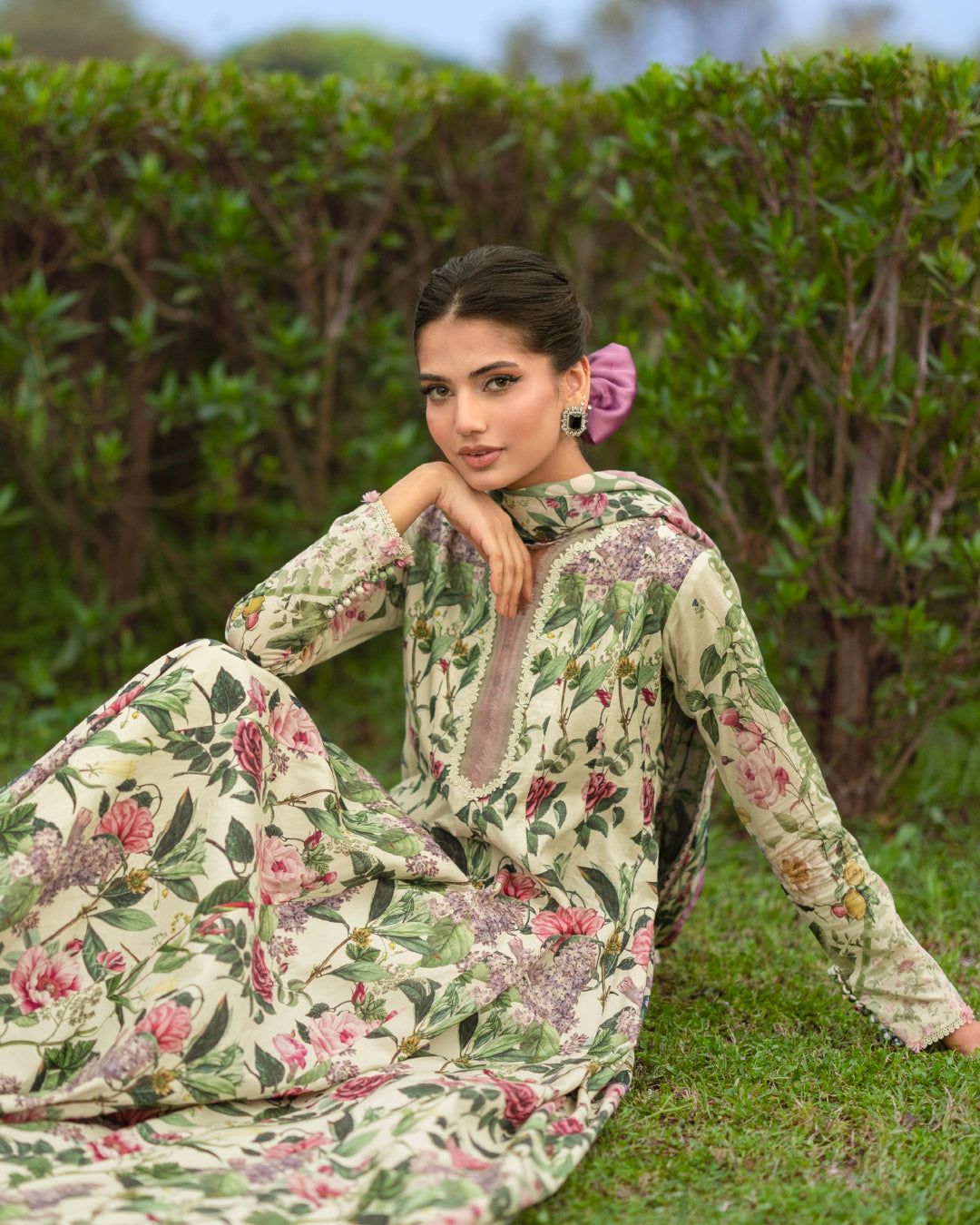 Elaf Premium | Bridgerton Prints 26 | EPB-3B PETALINE