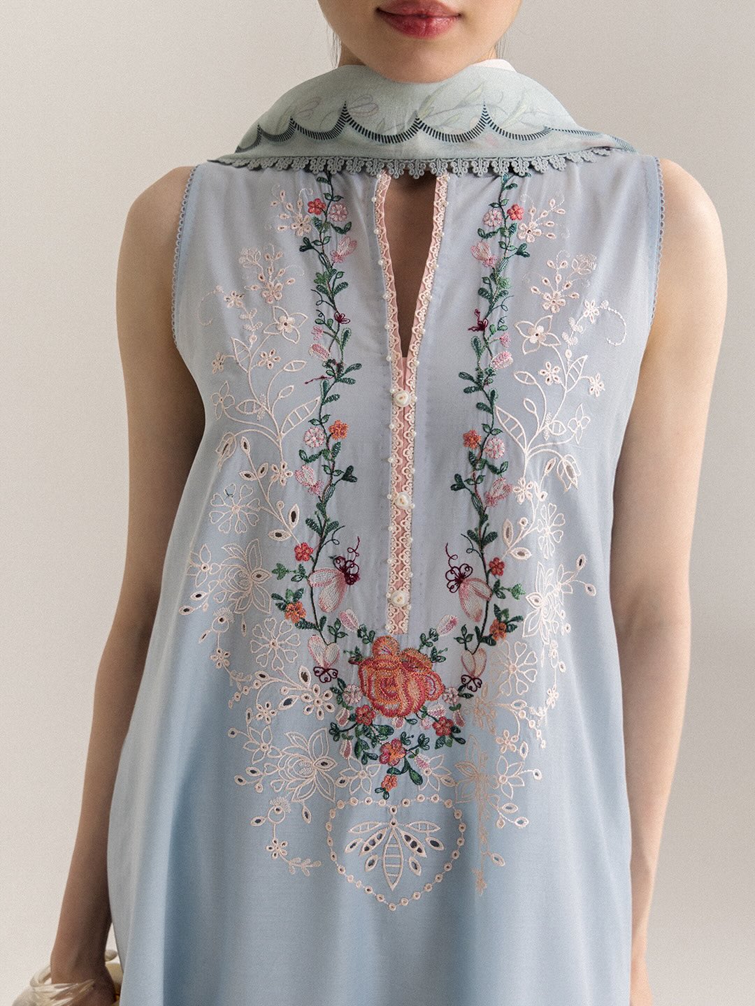 Zara Shahjahan | Coco Lawn 26 | Kian-8B