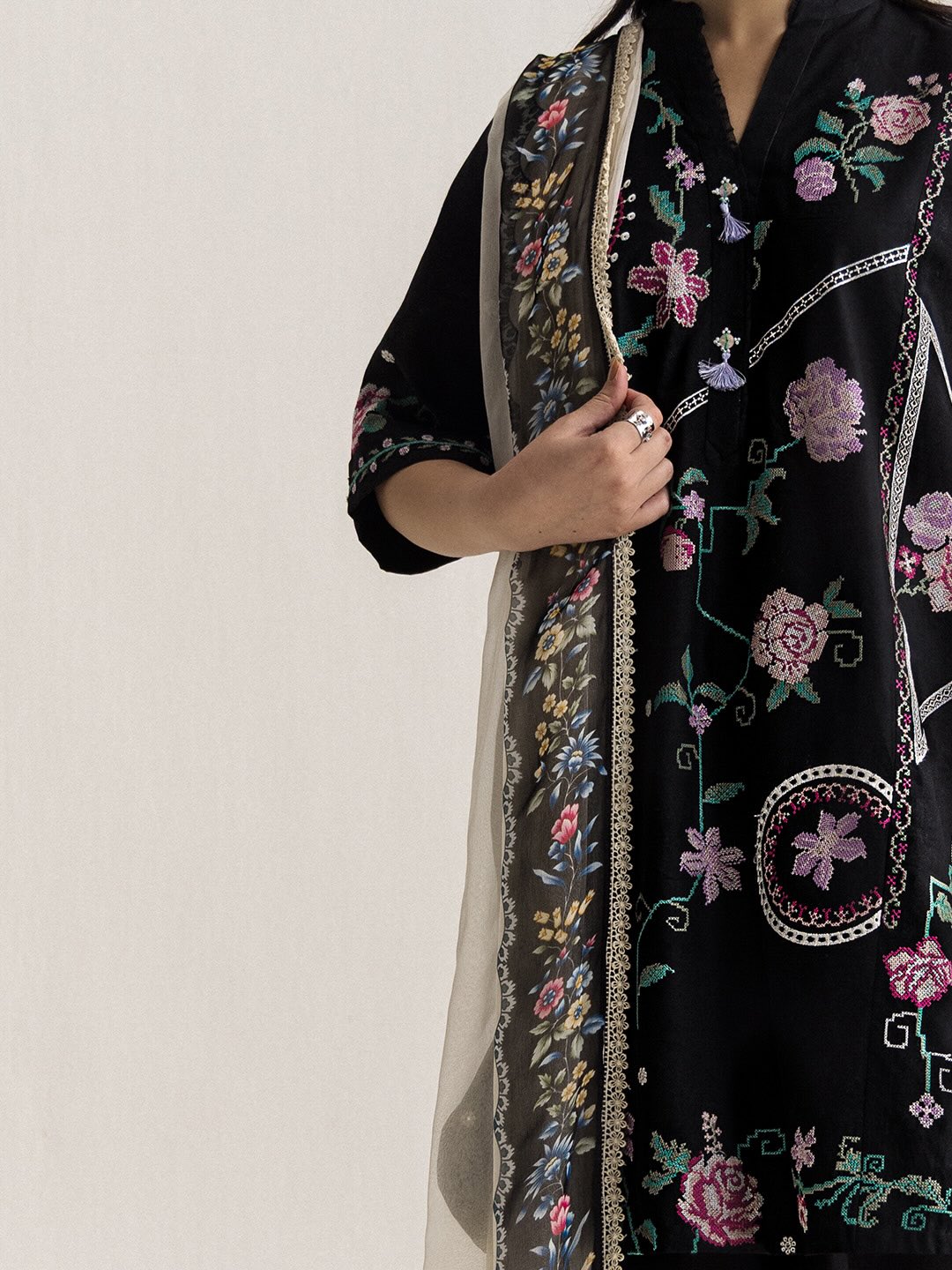 Zara Shahjahan | Coco Lawn 26 | Ines-6A