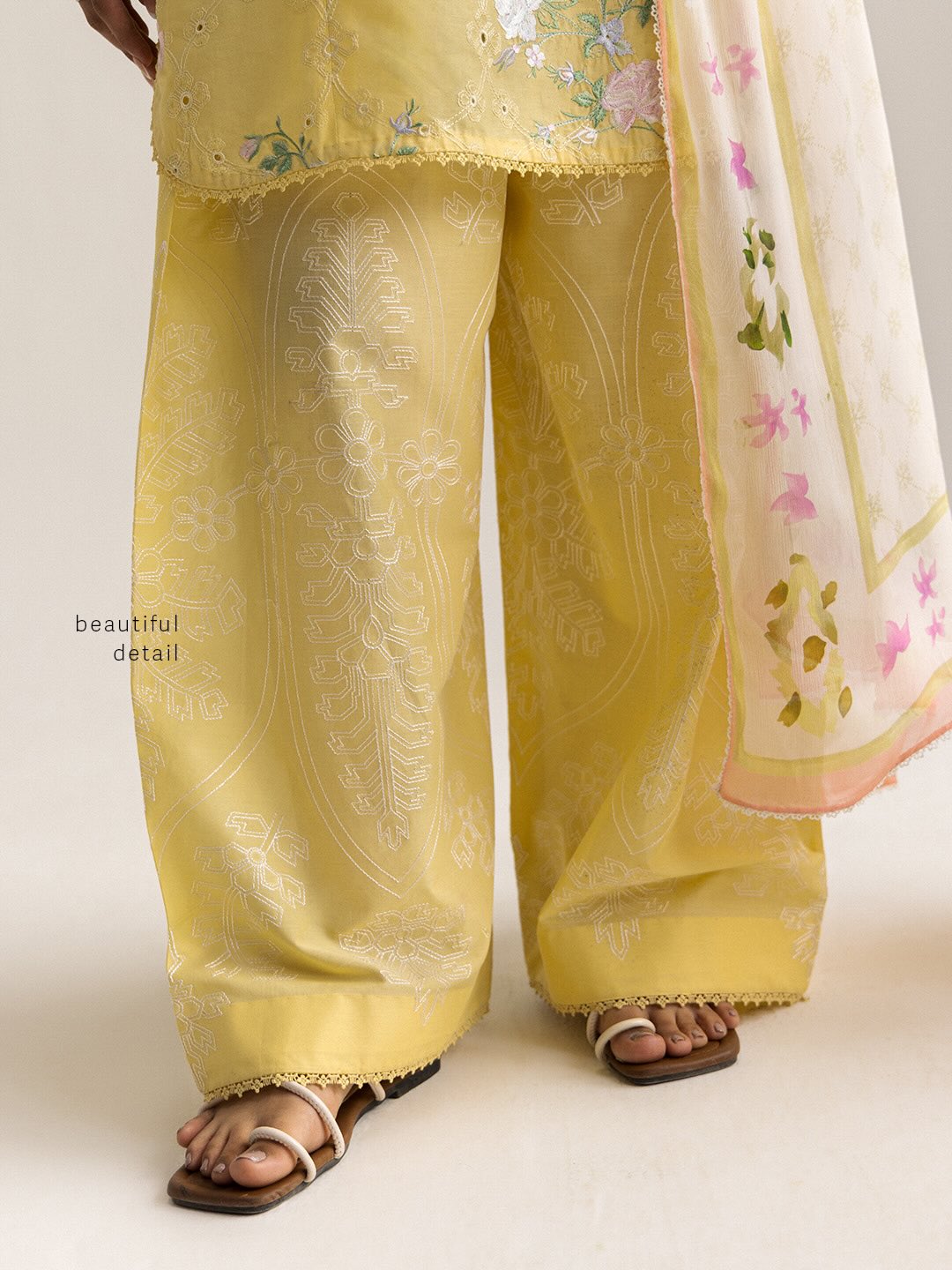 Zara Shahjahan | Coco Lawn 26 | Airi-1B