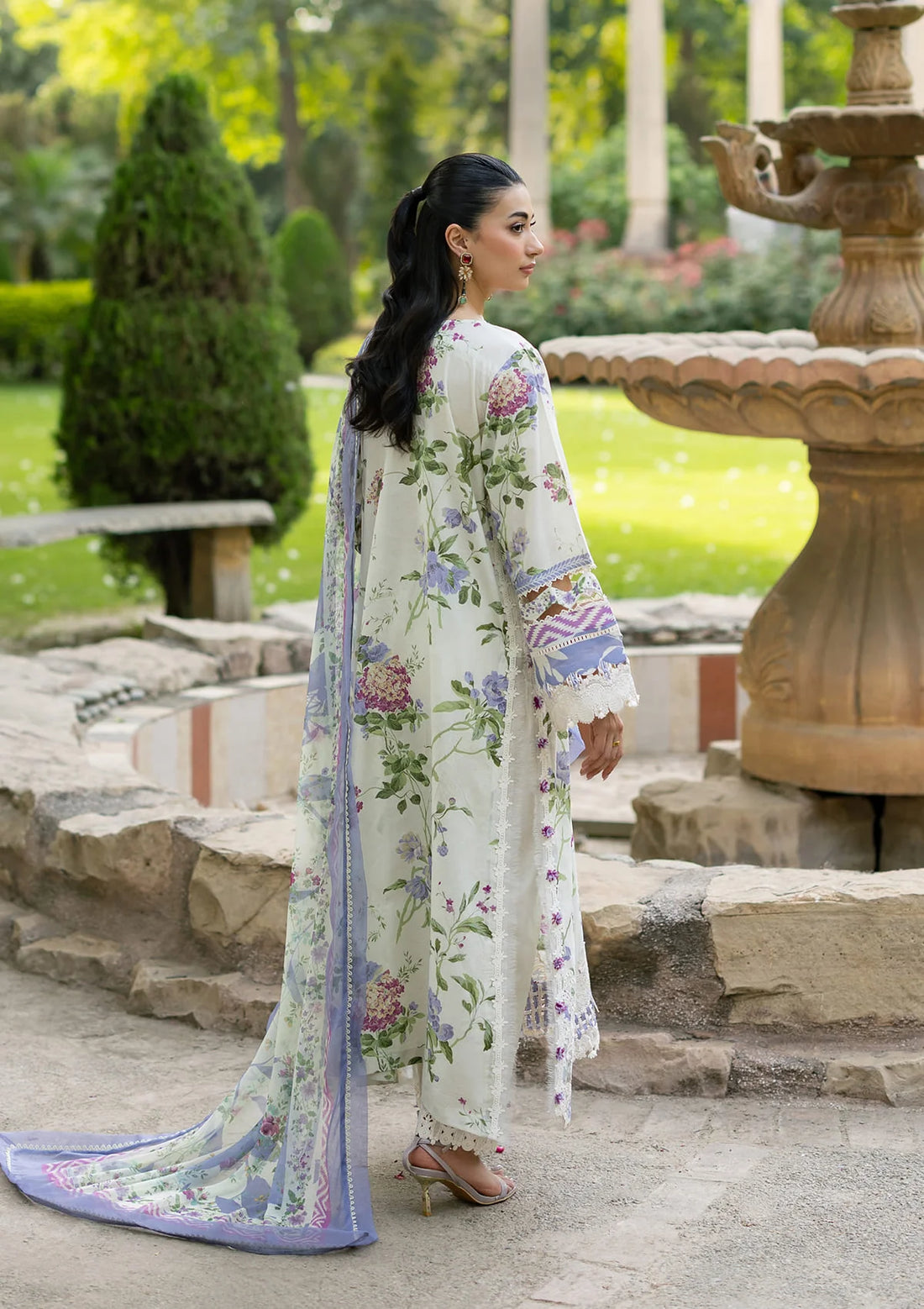 Elaf Premium | Signature Embroidered Lawn with Chiffon Collection 26 | ESG-3B KATIE