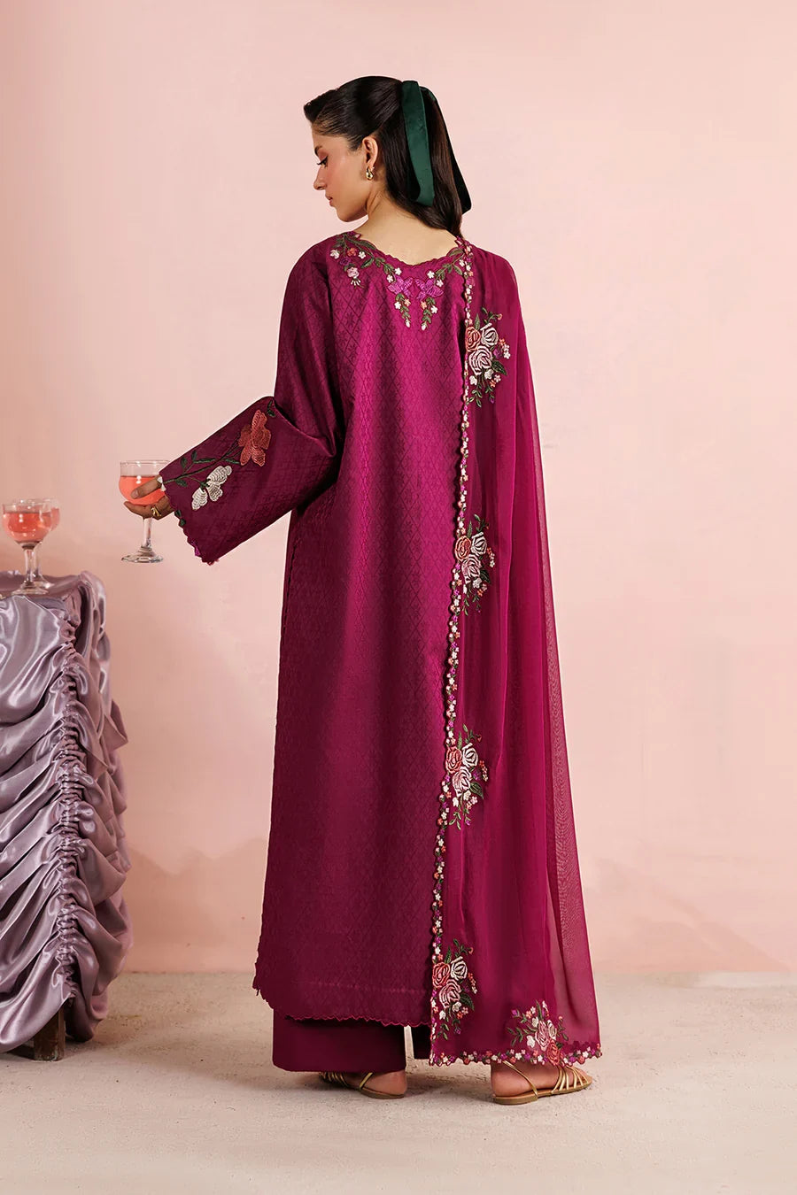 Iznik | Summer Pret | IP-360 Textured Lawn
