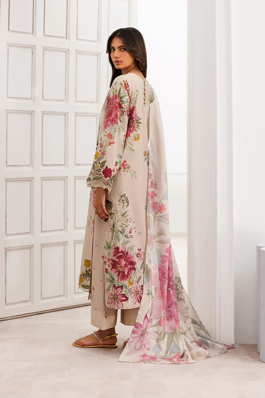 Iznik | Printed lawn vol II | UE-644 Printed Lawn