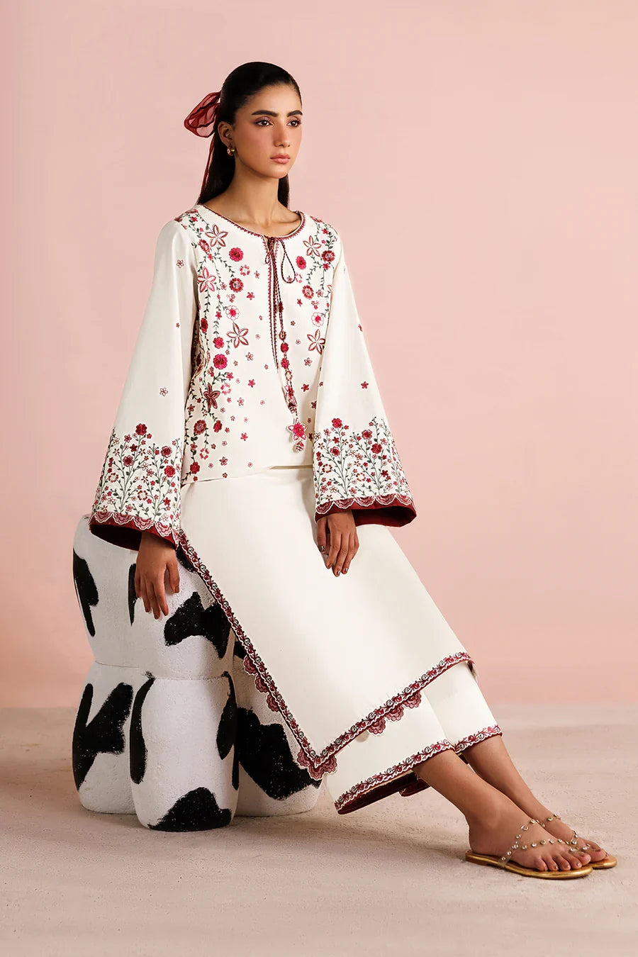 Iznik | Summer Pret | IP-355 Embroidered Lawn