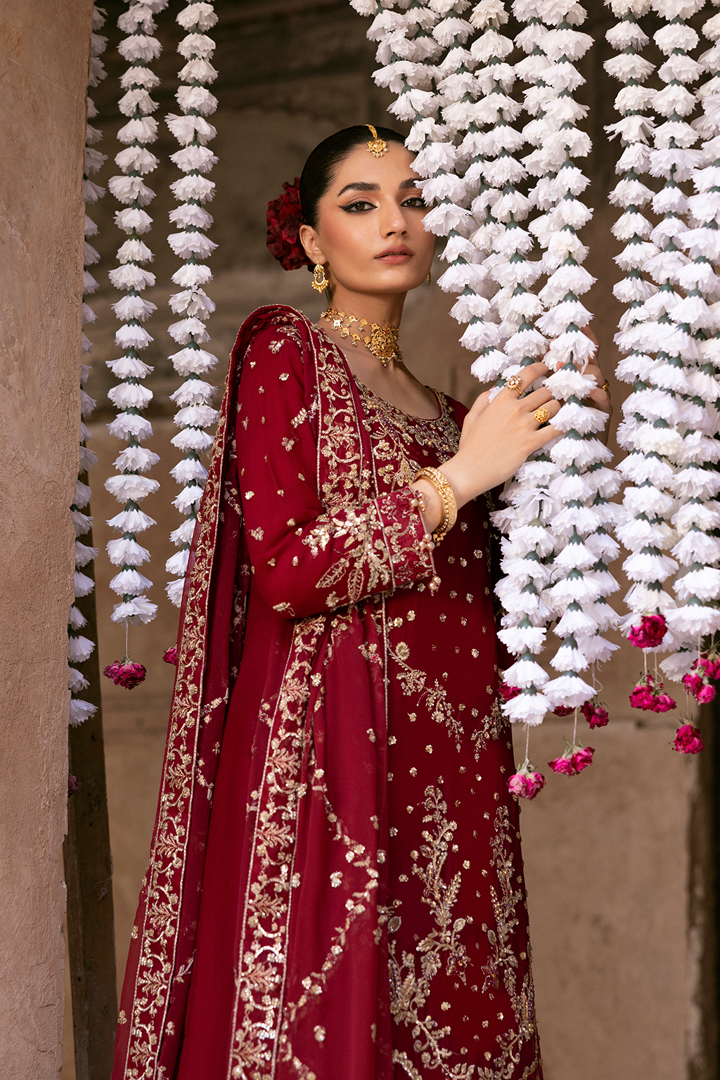 Emaan Adeel I The Empress Wedding Formals I ROSMYN
