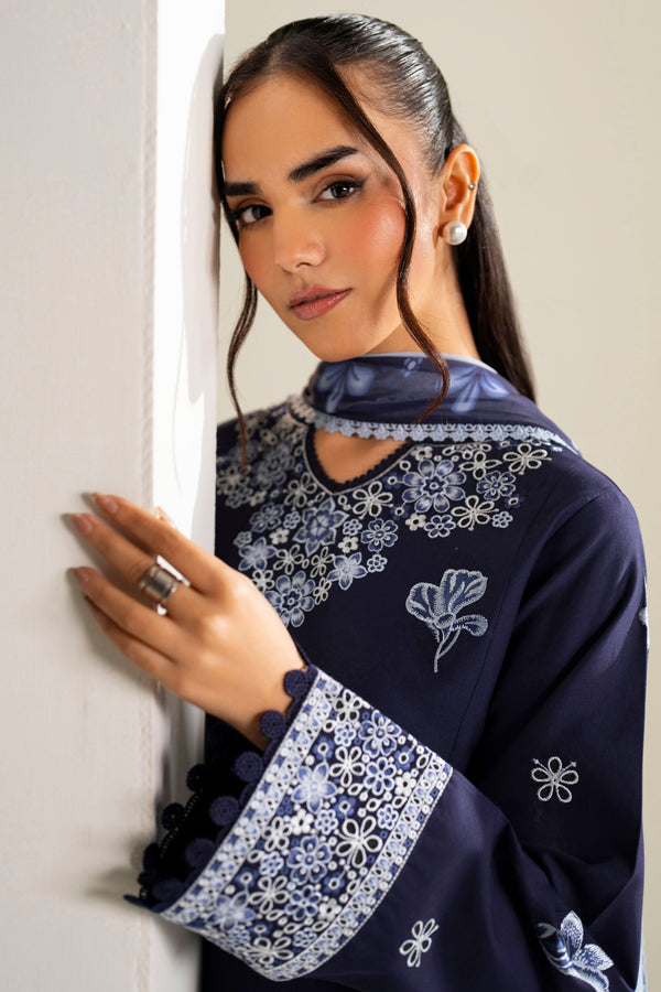 Farasha | Summer Weaves Embroidered Lawn | Midnight Hue