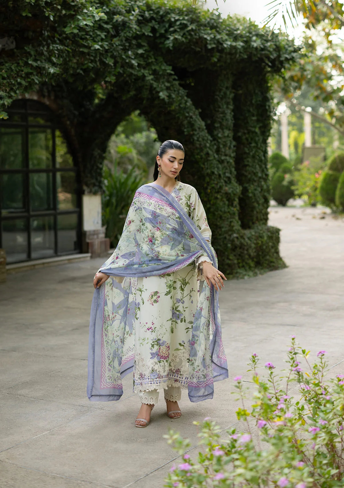 Elaf Premium | Signature Embroidered Lawn with Chiffon Collection 26 | ESG-3B KATIE