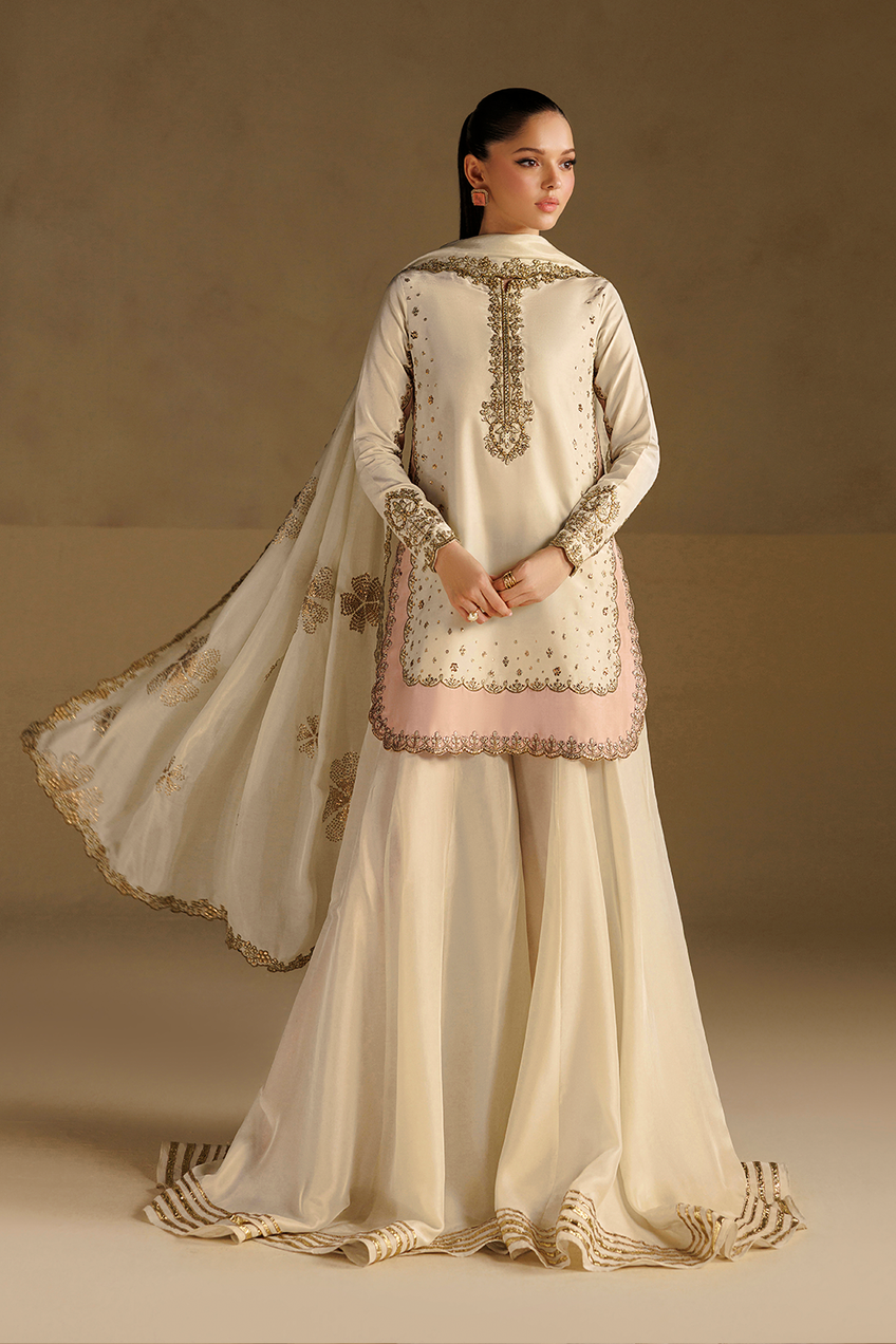 Iznik | Formals ‘26 | UE-735 Embroidered Ramen Silk