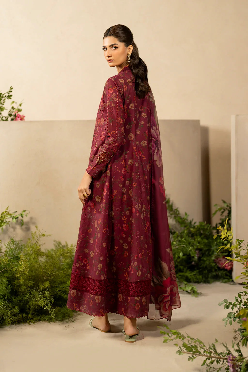 Iznik | Festive Lawn '25 | EFL-10 Embroidered Lawn