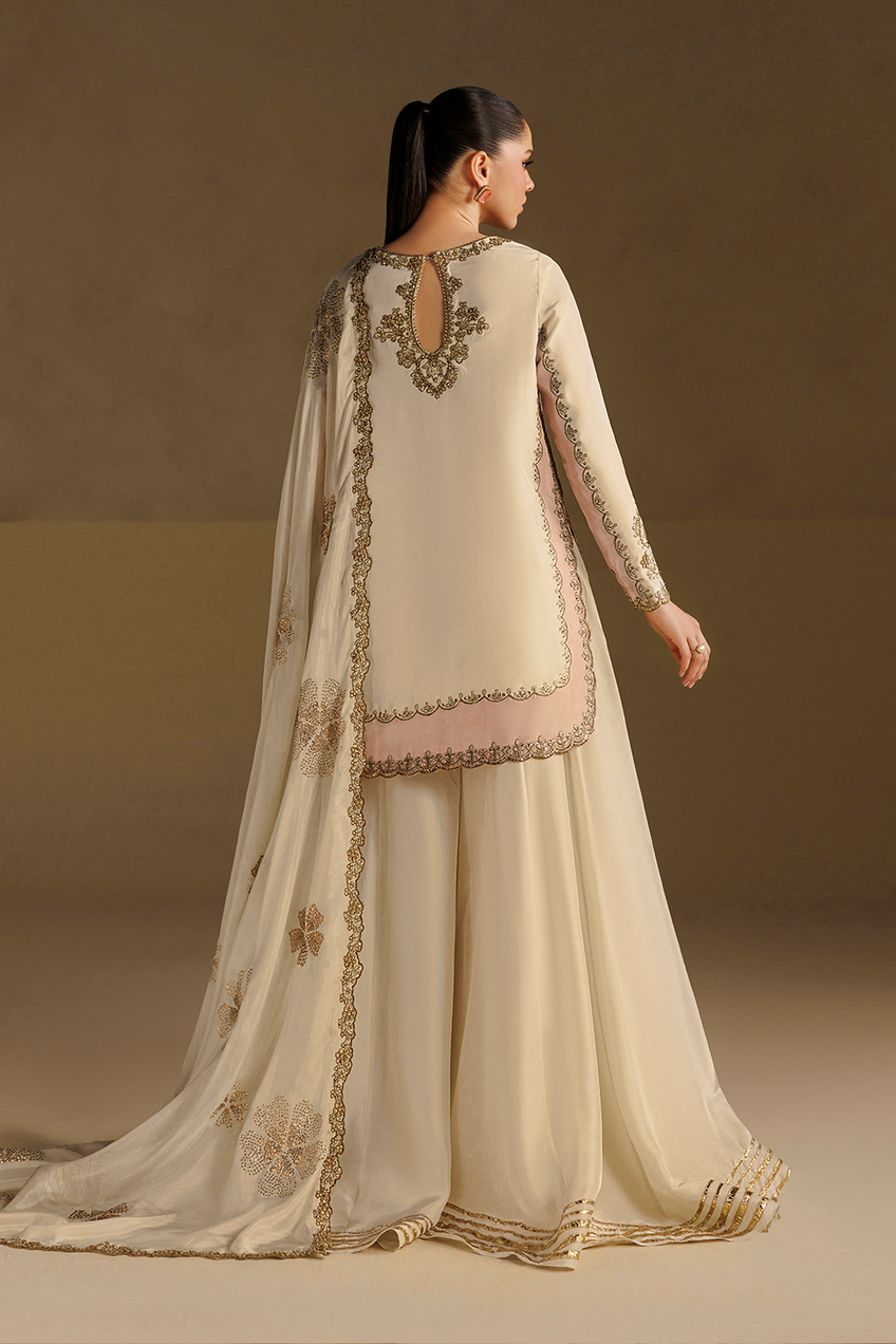 Iznik | Formals ‘26 | UE-735 Embroidered Ramen Silk
