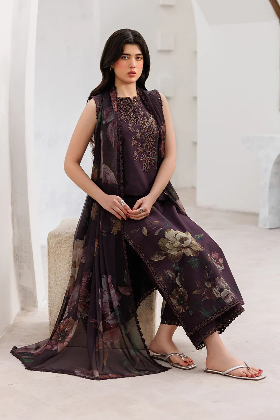 Iznik | Printed lawn vol II | UE-646 Printed Lawn