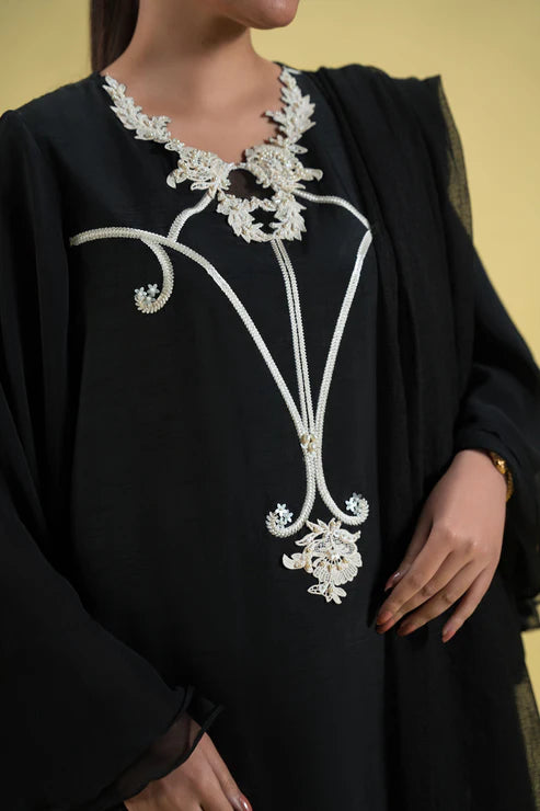 Ammara Khan | Sia 25 | D-11-B