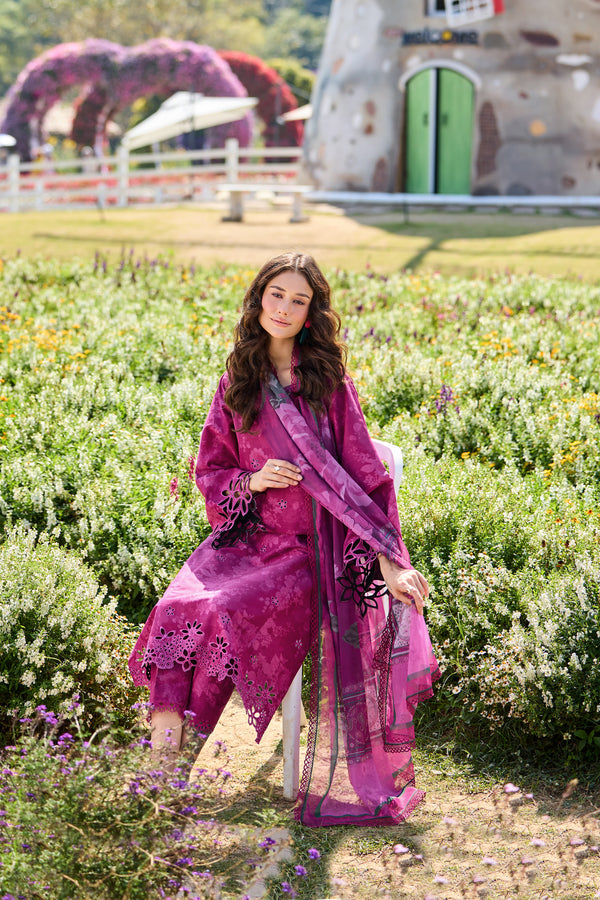 Farasha | Summer Escape 26 | Meadow Arc