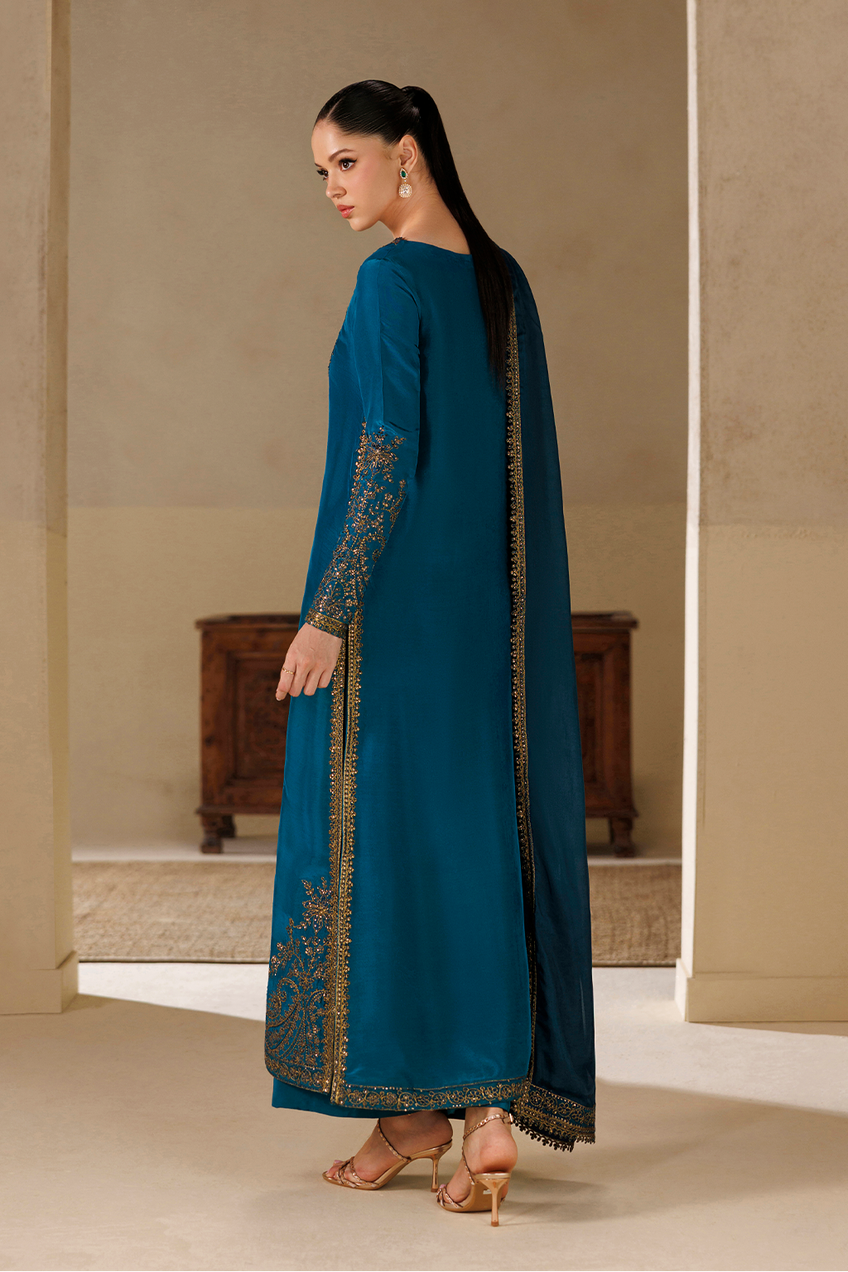 Iznik | Formals ‘26 | UE-731 Embroidered Ramen Silk