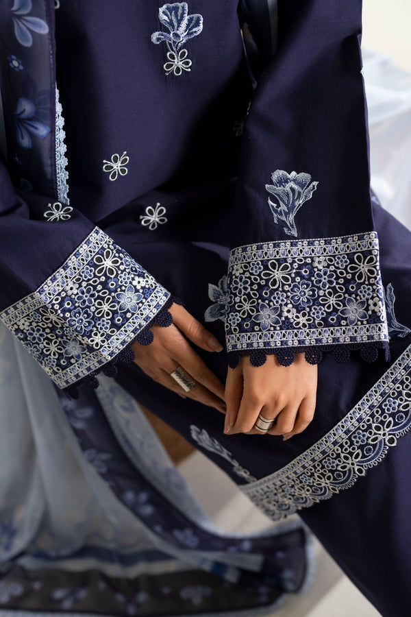 Farasha | Summer Weaves Embroidered Lawn | Midnight Hue