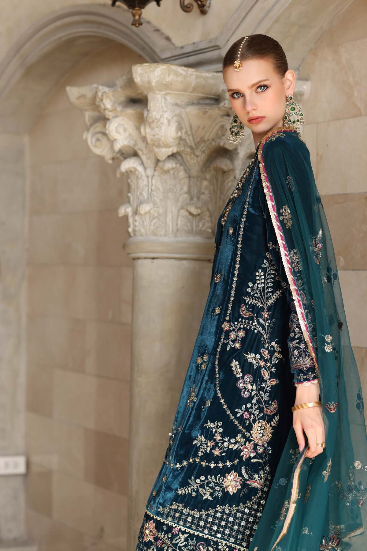 Noor by Saadia Asad | Handcrafted Velvet 25 | Andaleeb