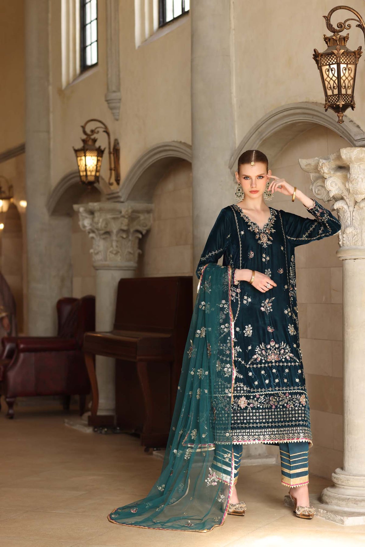 Noor by Saadia Asad | Handcrafted Velvet 25 | Andaleeb