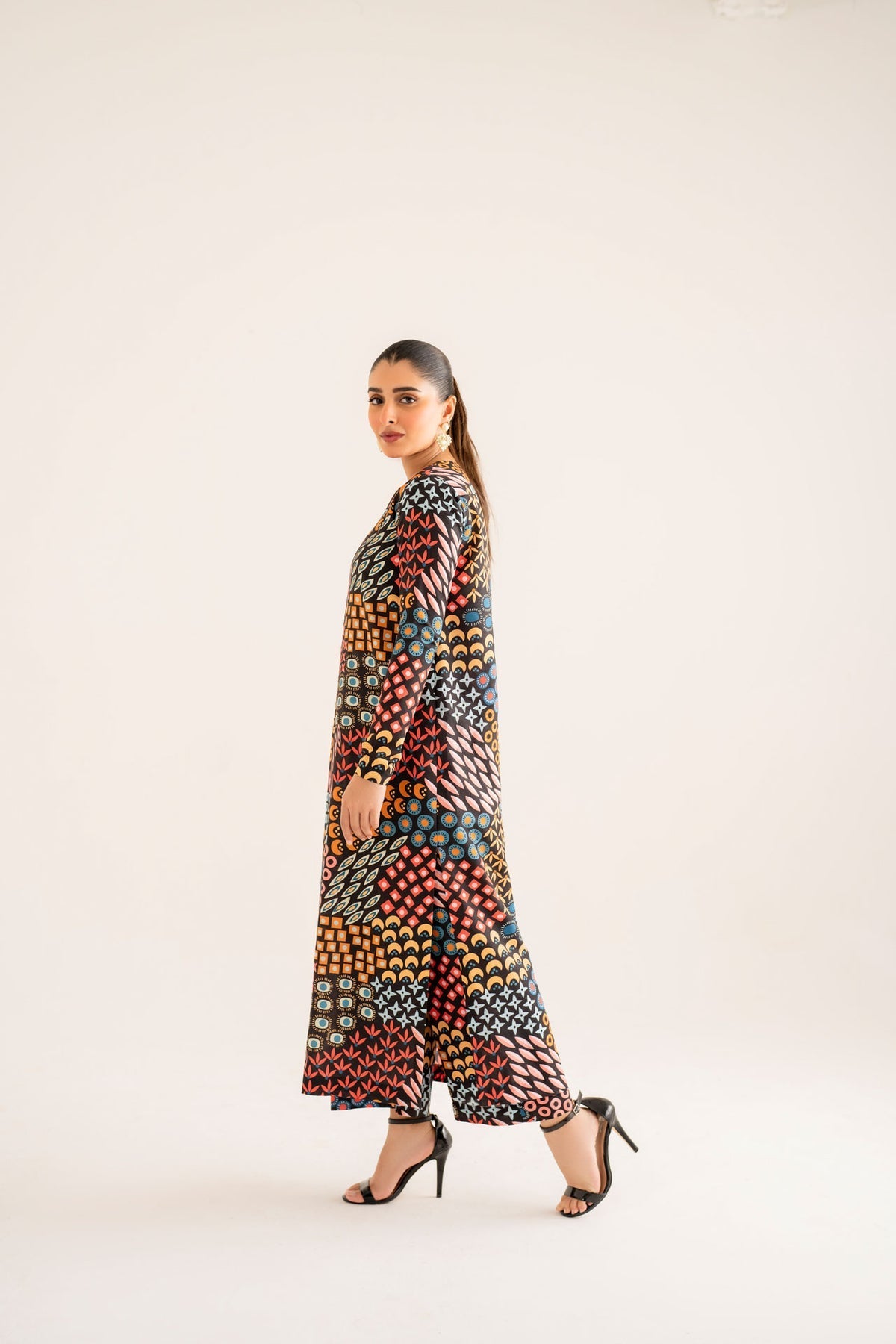Akbar Aslam | Co-ords Sets | Beth