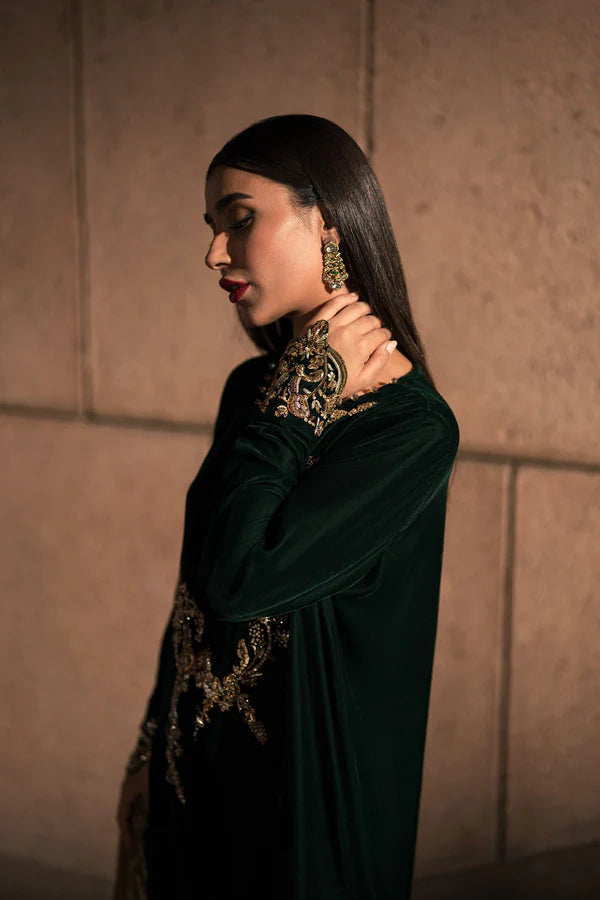 Ammara Khan | Rendezvous Velvet | Emerald Jewel of the East Velvet Set (D-04)