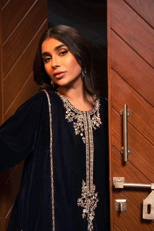 Ammara Khan | Rendezvous Velvet | Midnight Glam Set (D-01)