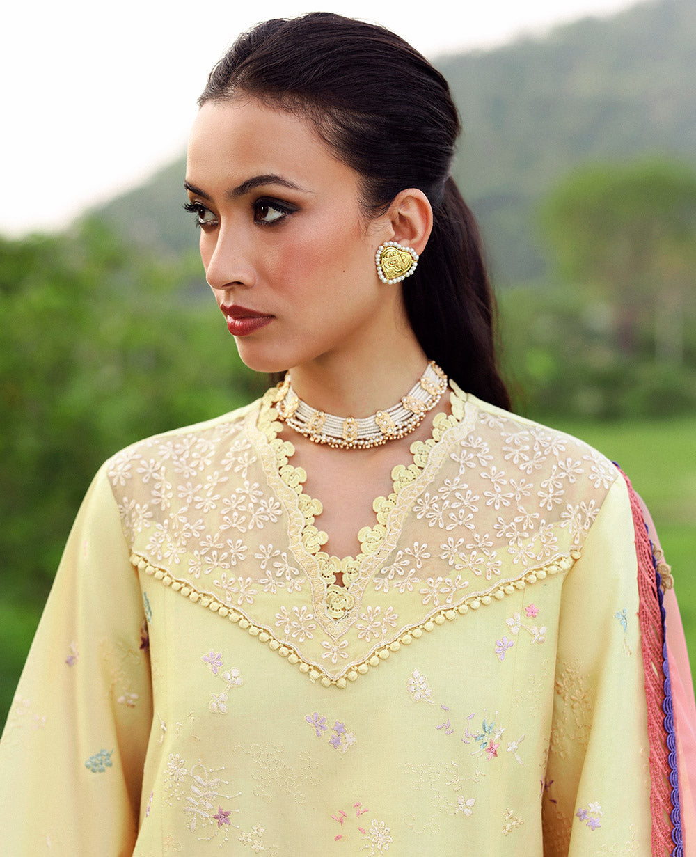 Republic Womenswear | Lilas Lawn 26 | Amris
