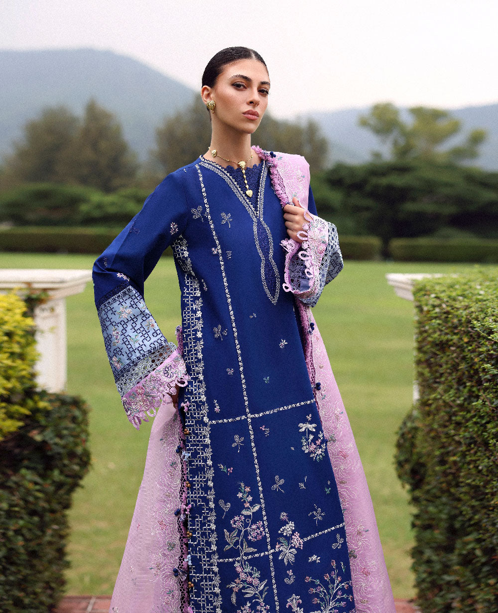 Republic Womenswear | Lilas Lawn 26 | Aria