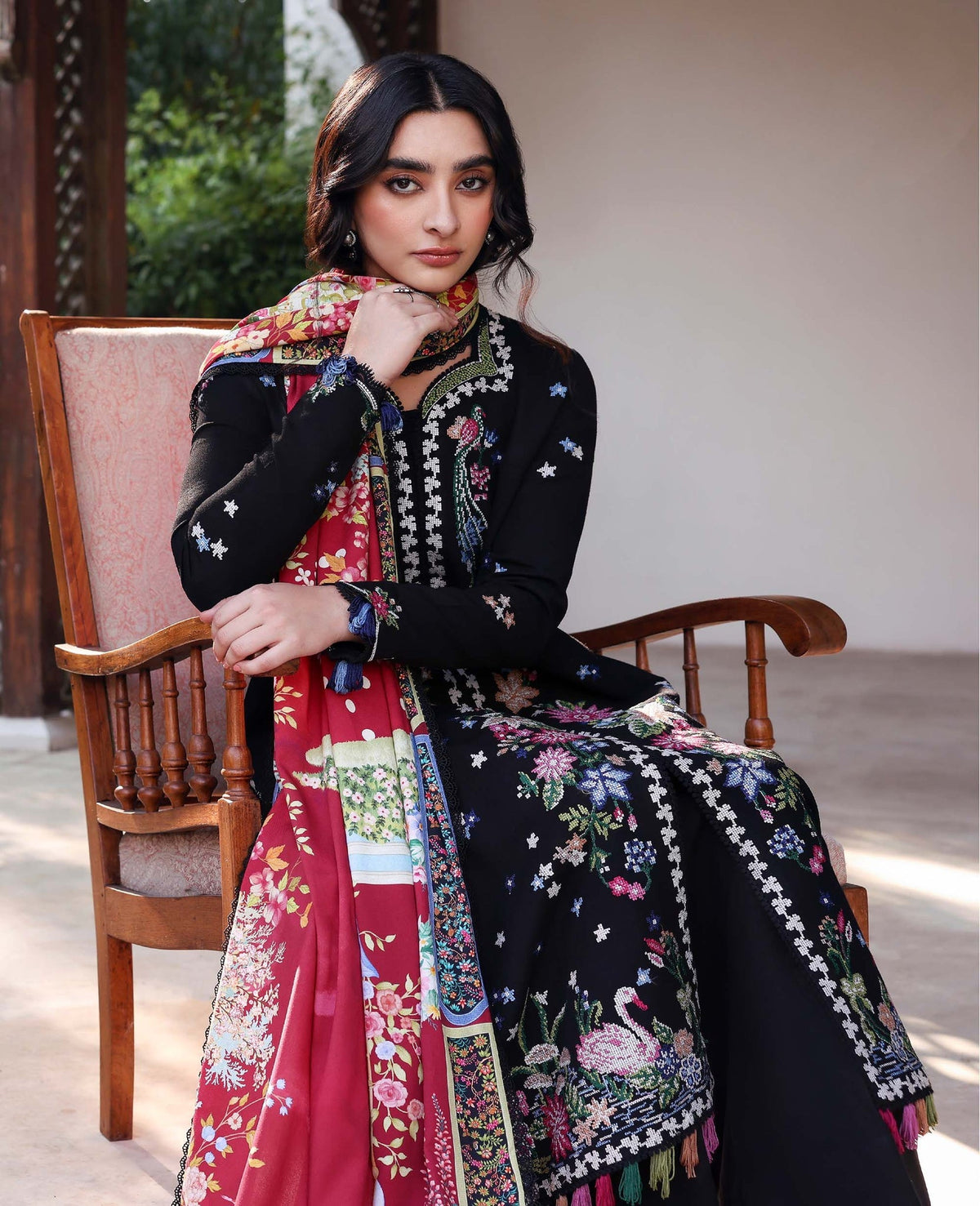 Republic Womenswear | Amaris Luxury Shawl 25 | Aveline