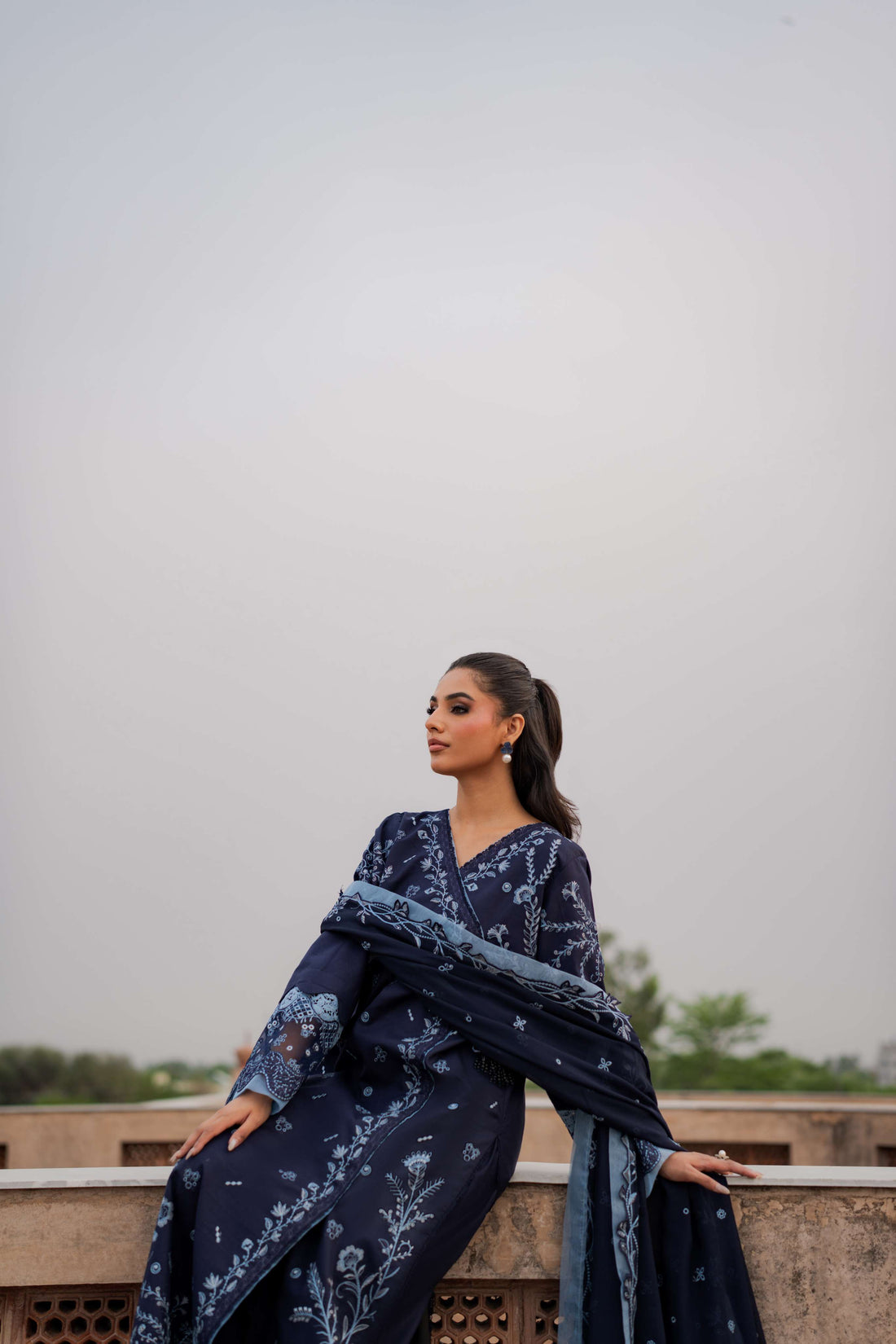 Azzal | Summer Lawn 26 l Azz