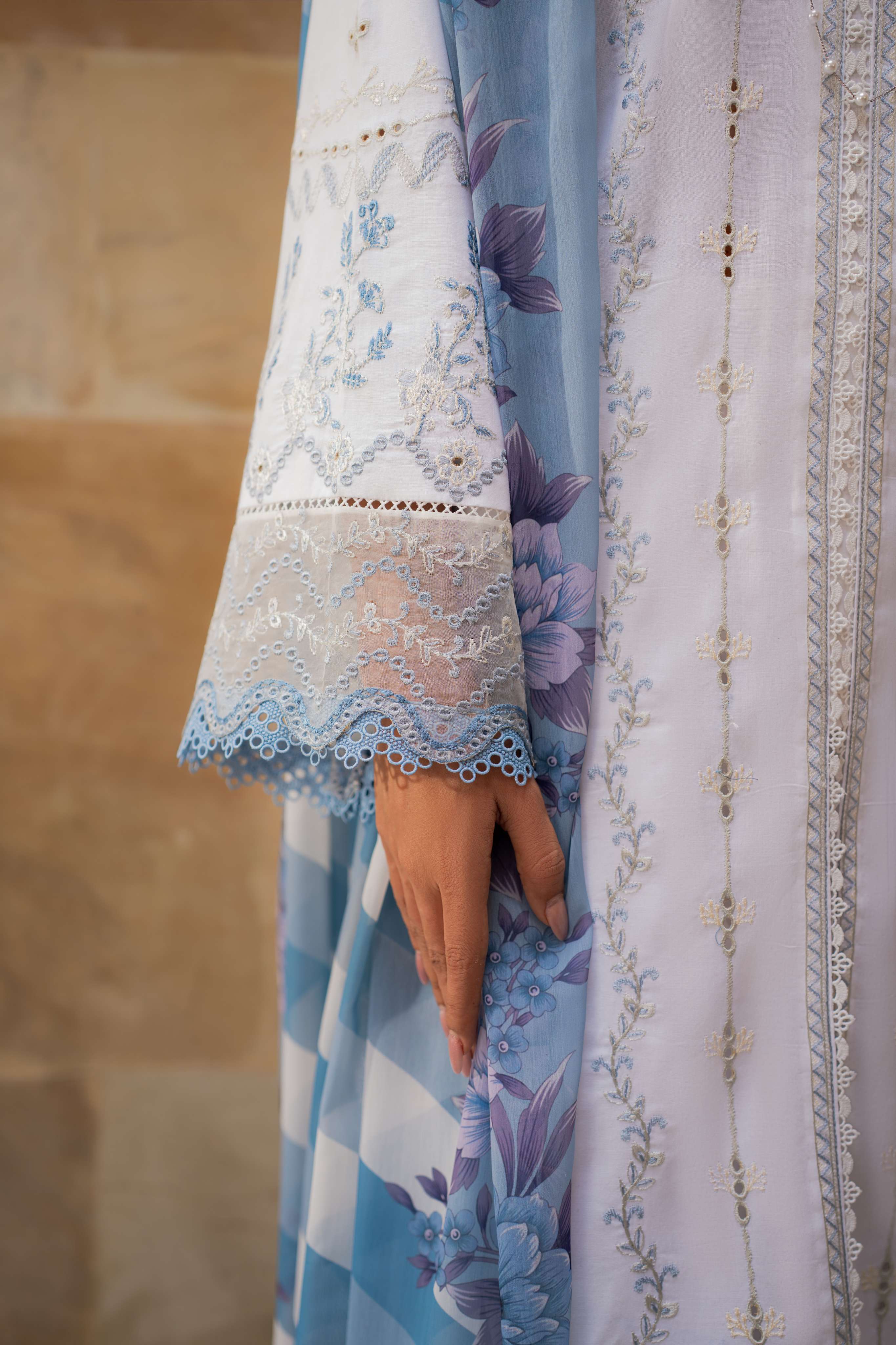 Azzal | Summer Lawn 26 l IVORY