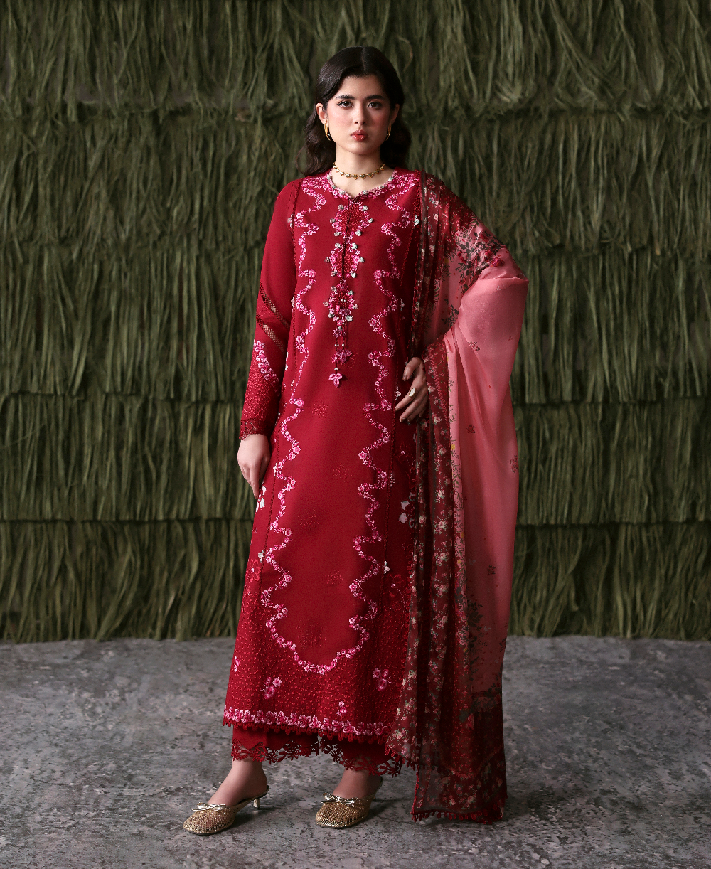Republic Womenswear | Basics Pret | Dahlia Royale
