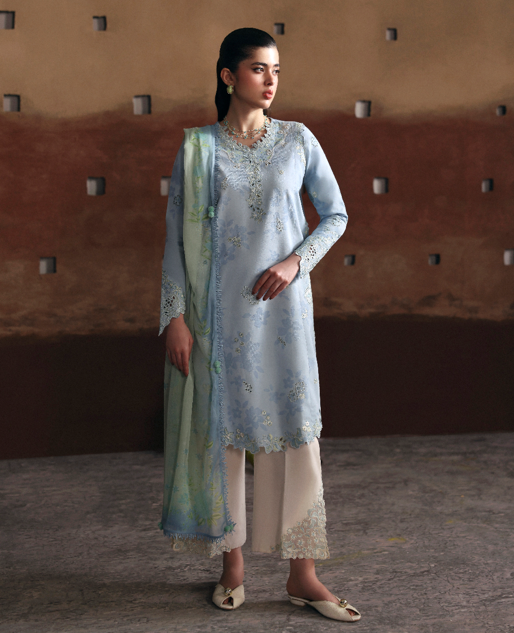 Republic Womenswear | Basics Pret | Skyline Breeze