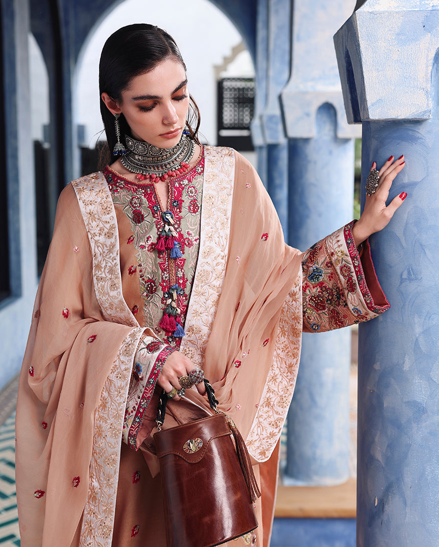 Mushq | Nuvera Rawsilk | Belladona Royale