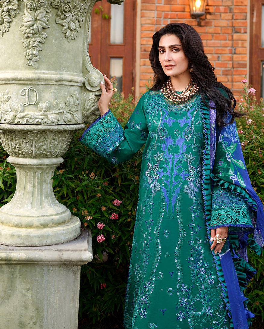 Mushq | Amoi Luxury Lawn | Blooming Romance