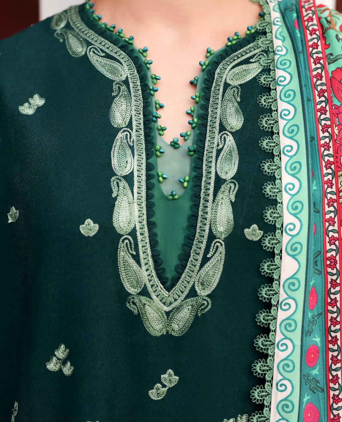 Republic Womenswear | Amaris Luxury Shawl 25 | Celeste