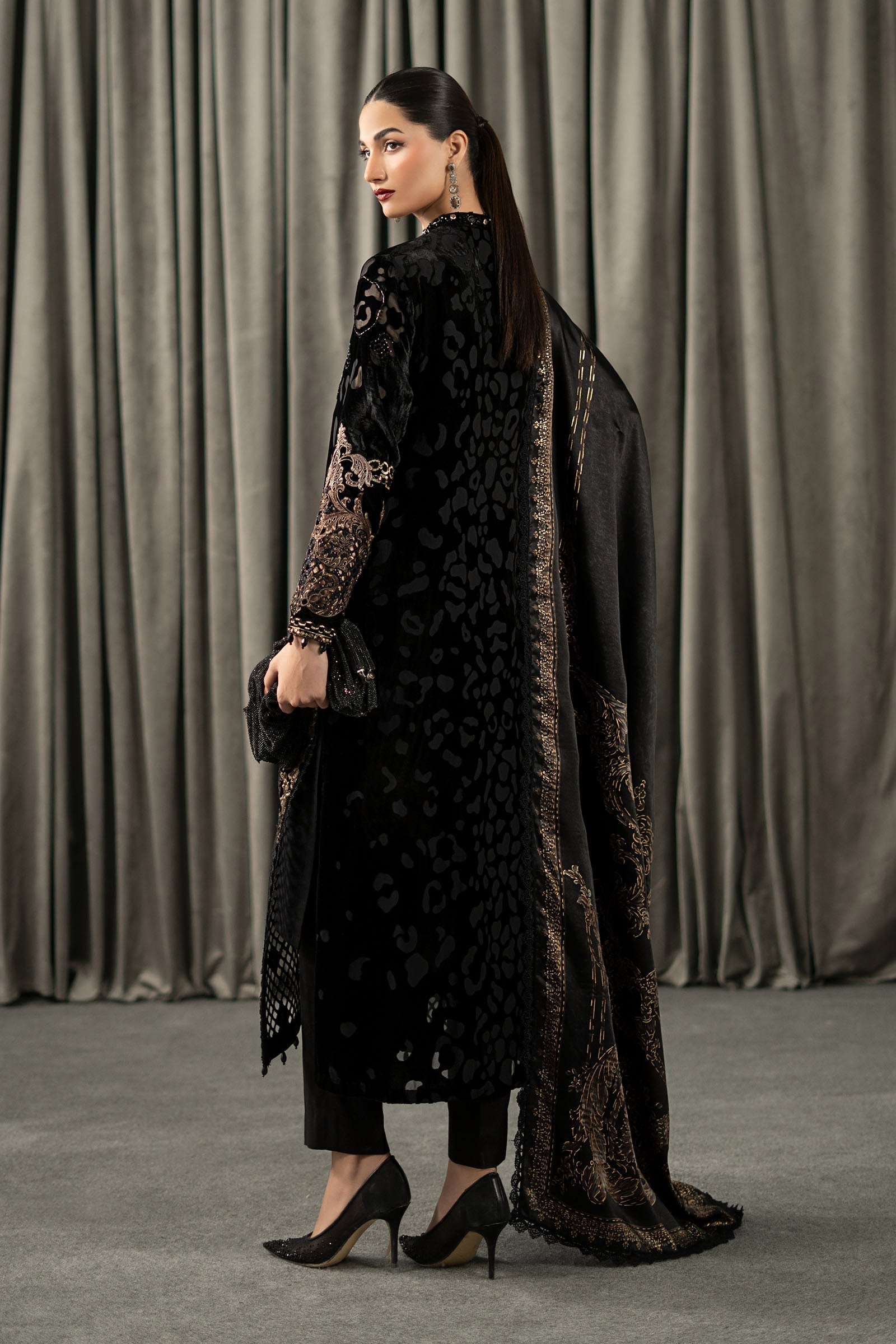 Maria B | Winter Luxe Pret 25 | WLS-1301-Black and Gold