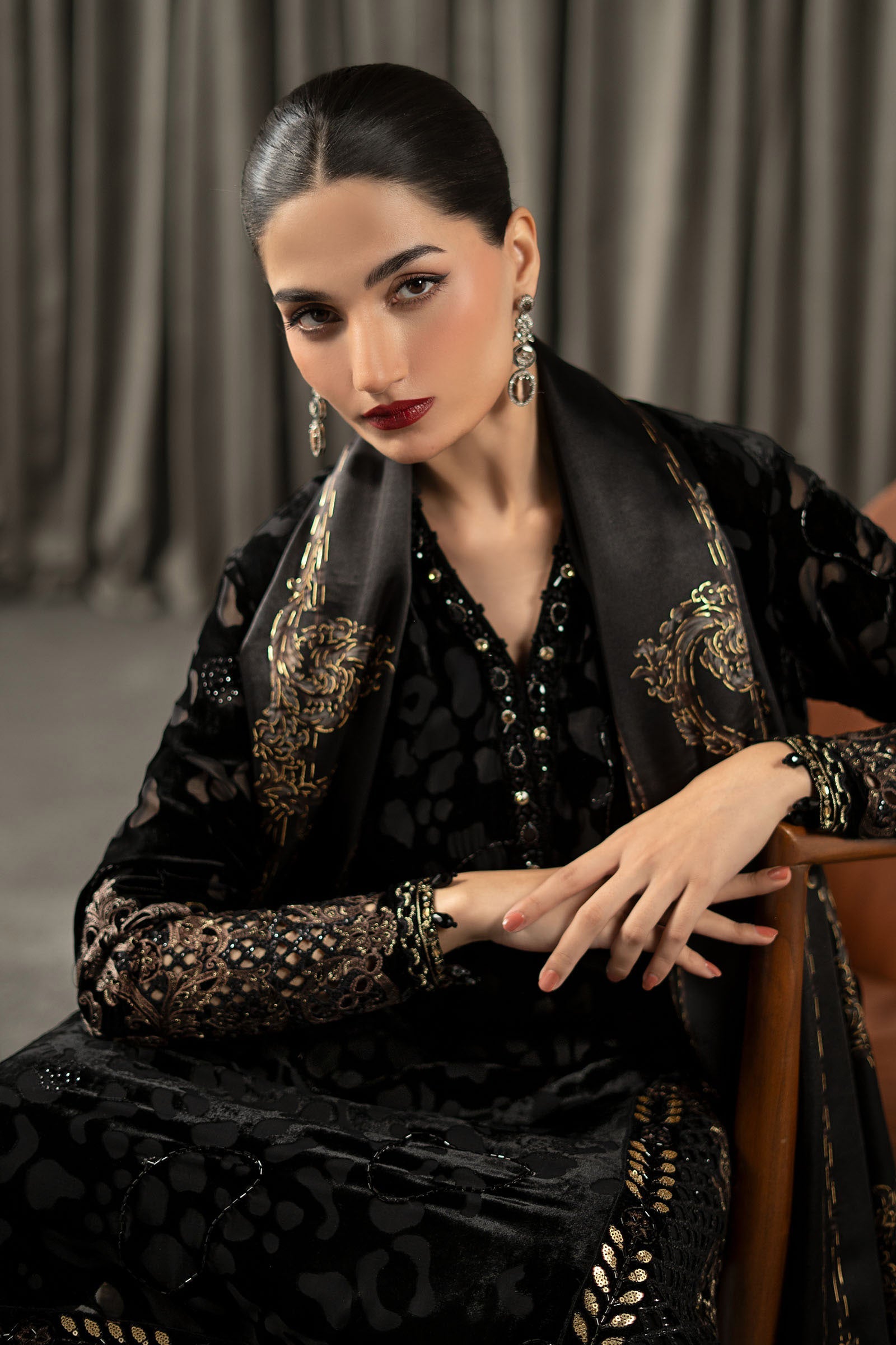 Maria B | Winter Luxe Pret 25 | WLS-1301-Black and Gold