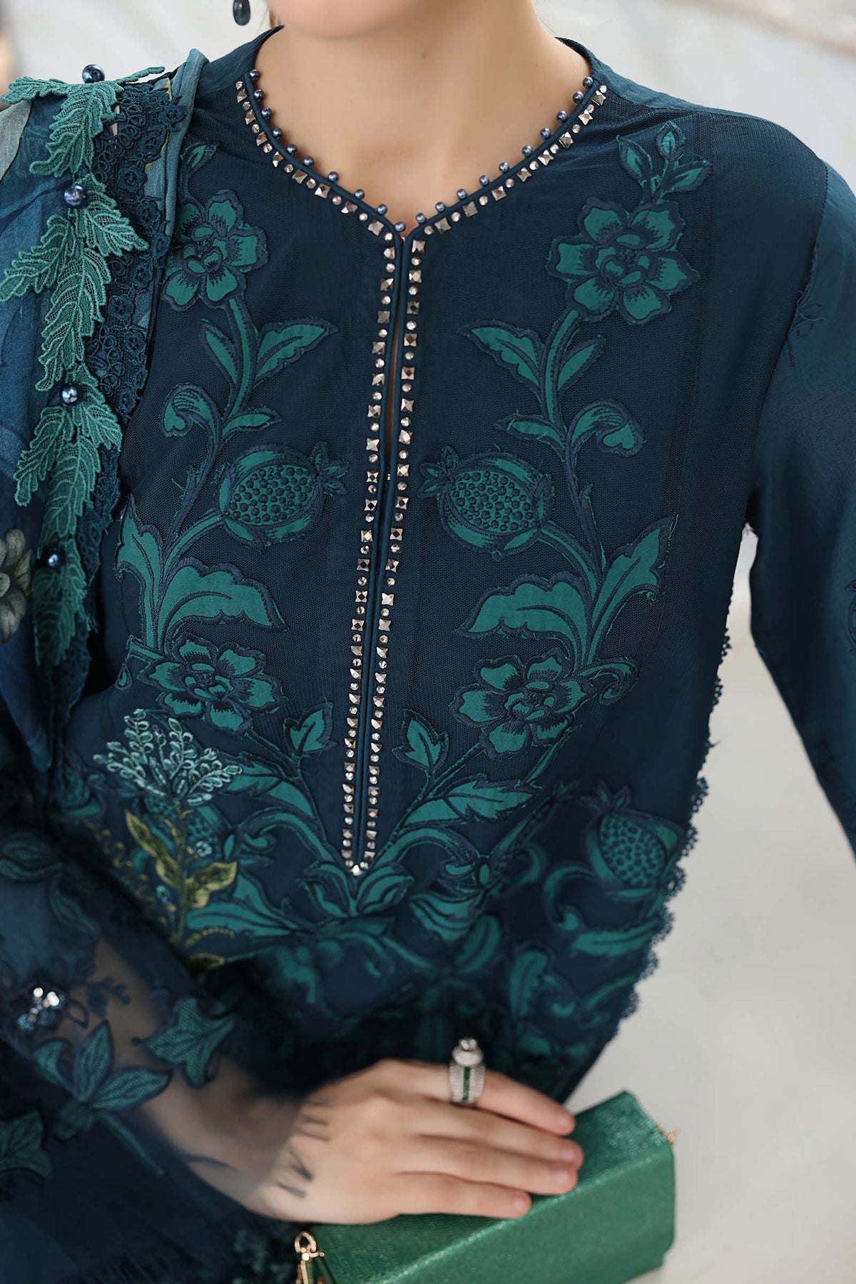 Maria B | luxury Lawn 26 | EL-26-06