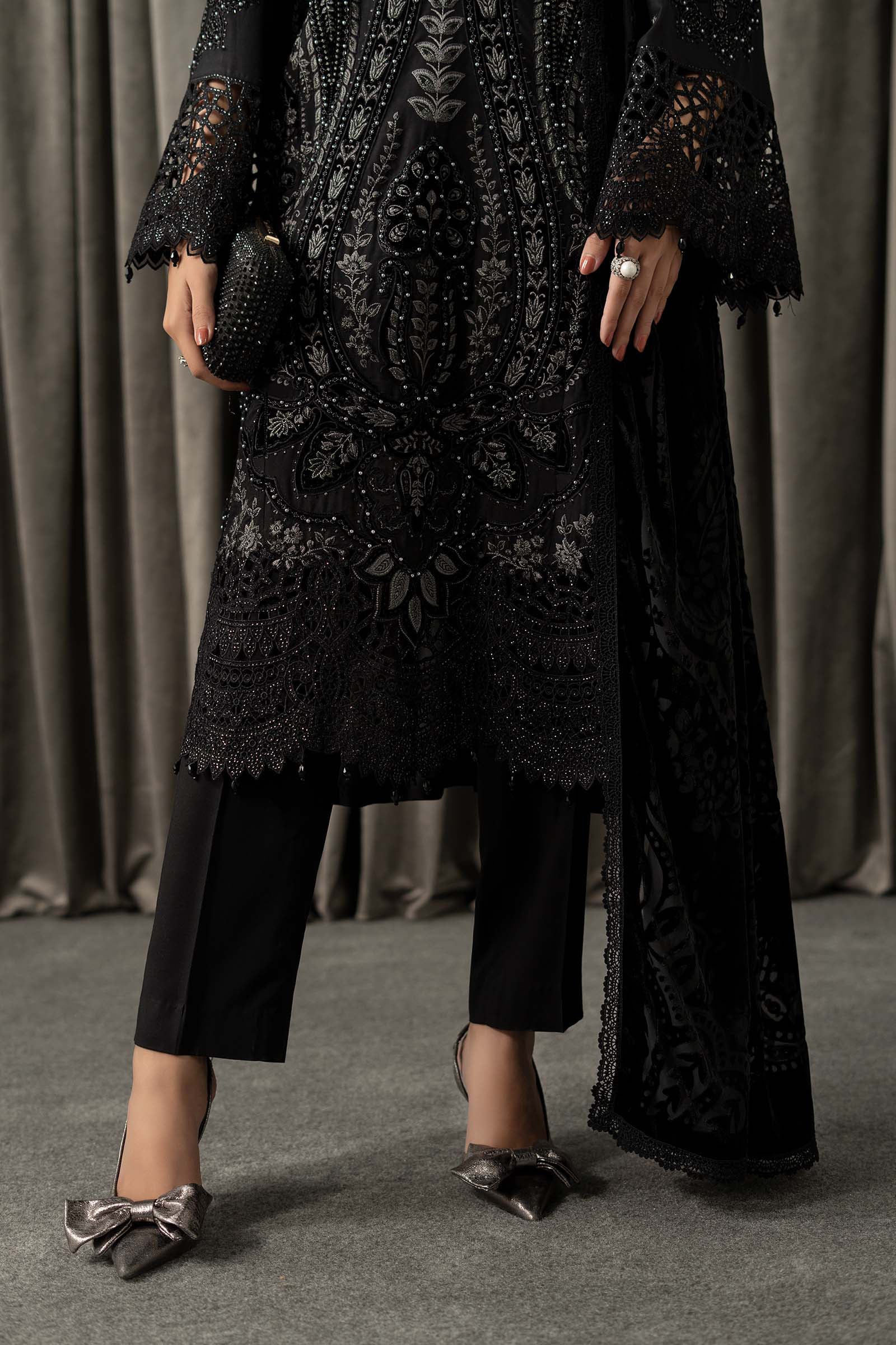 Maria B | Winter Luxe Pret 25 | WLS-1307-Black