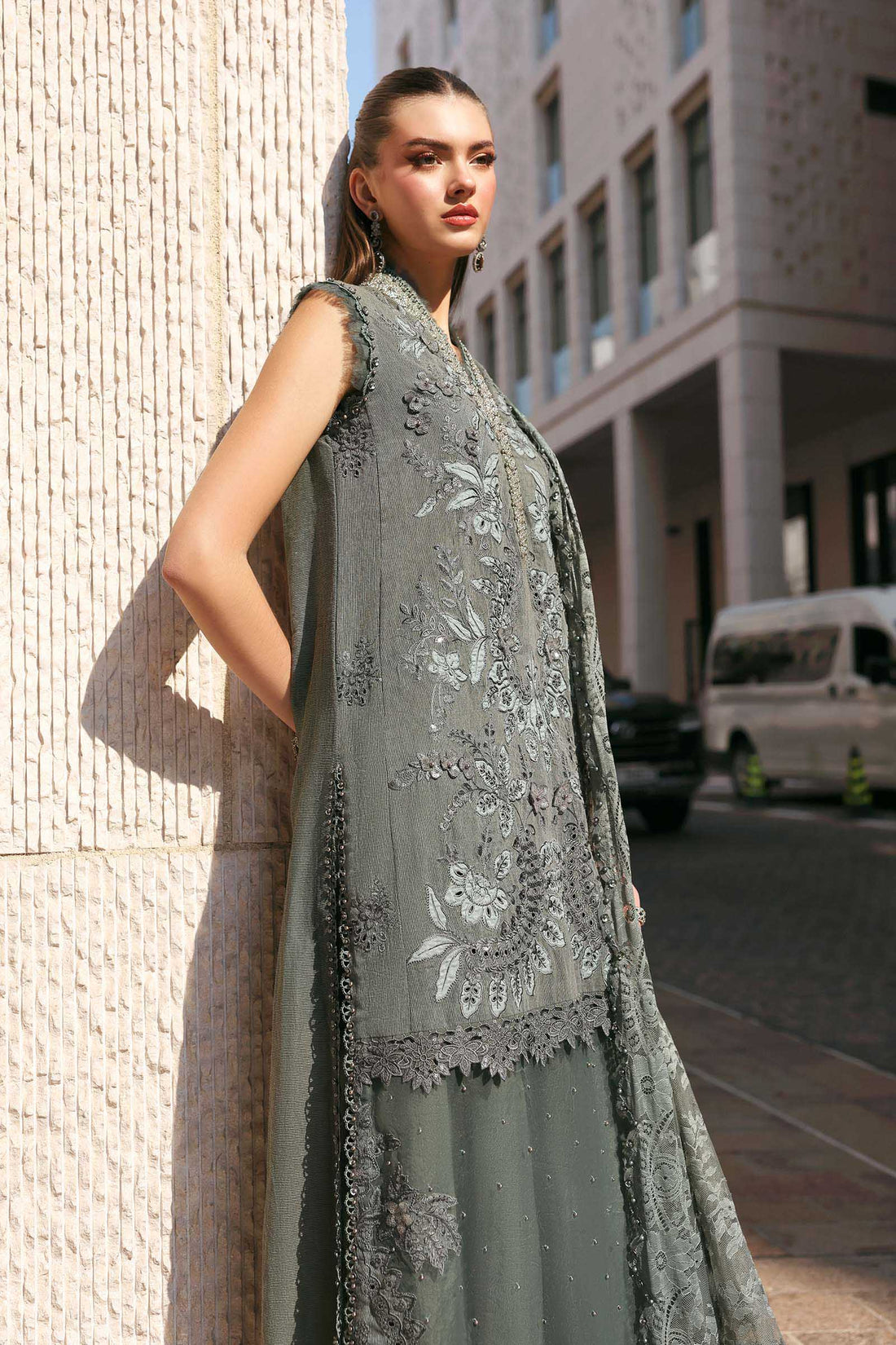 Maria B | Lawn 26 | D-2603-B