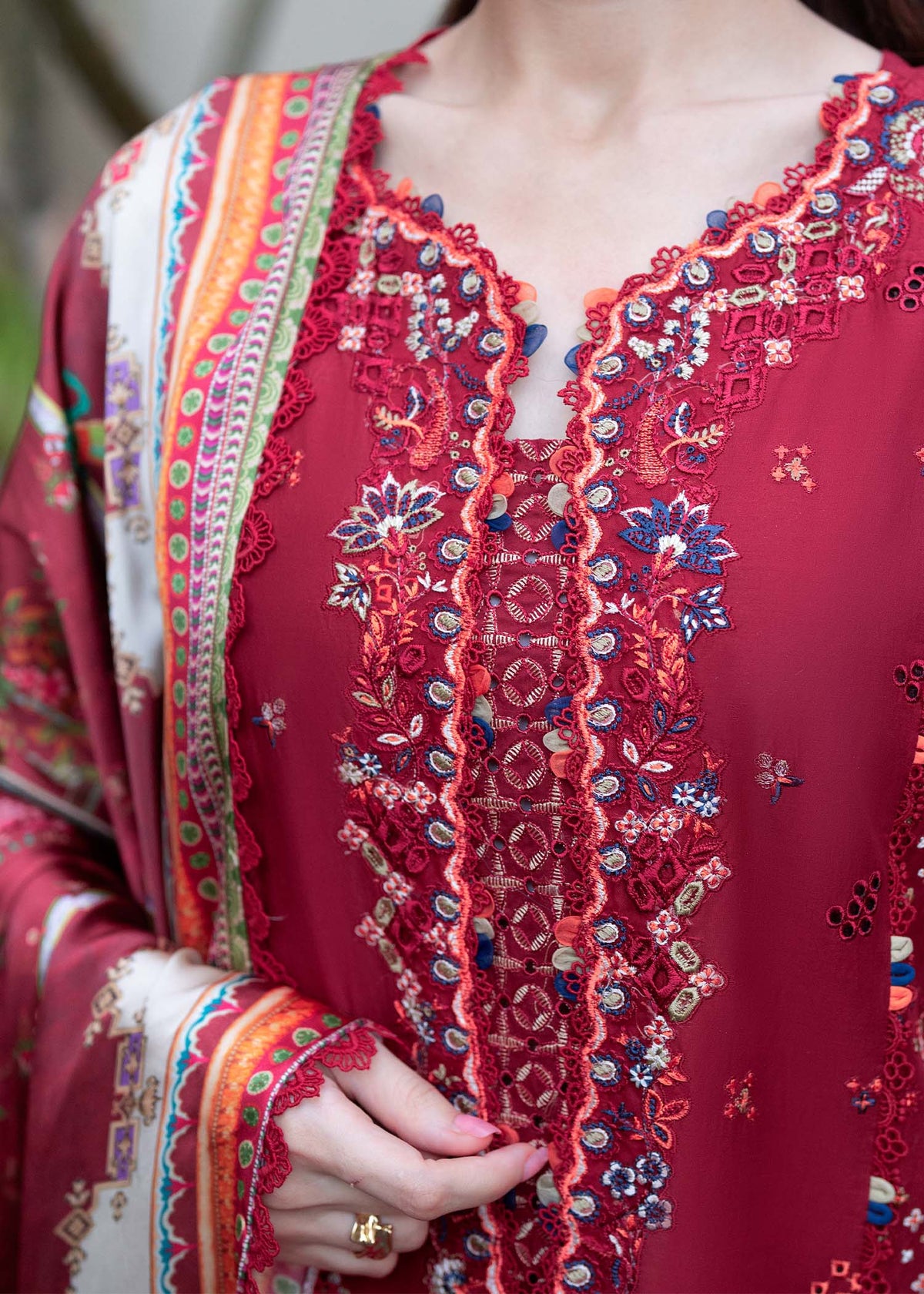 Kanwal Malik | Mira Summer Lawn 26 | Ayana