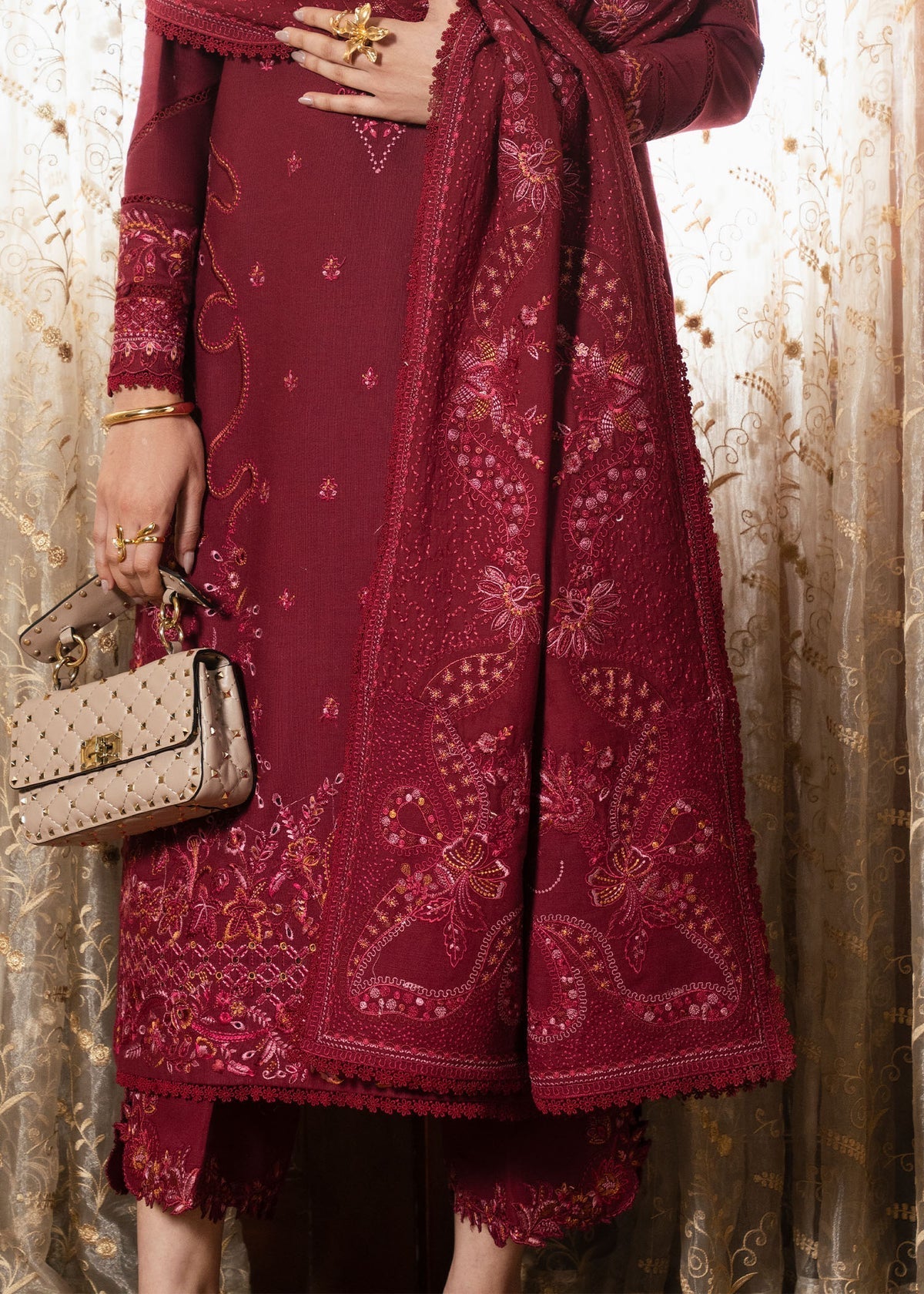 Kanwal Malik | Gulana Winter 25 | Gulerana