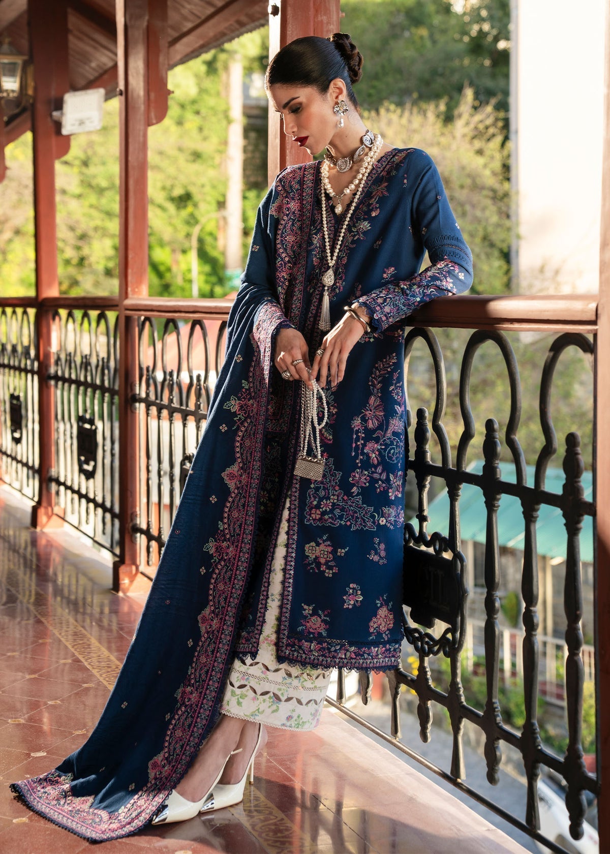 Kanwal Malik | Gulana Winter 25 | Nishwa