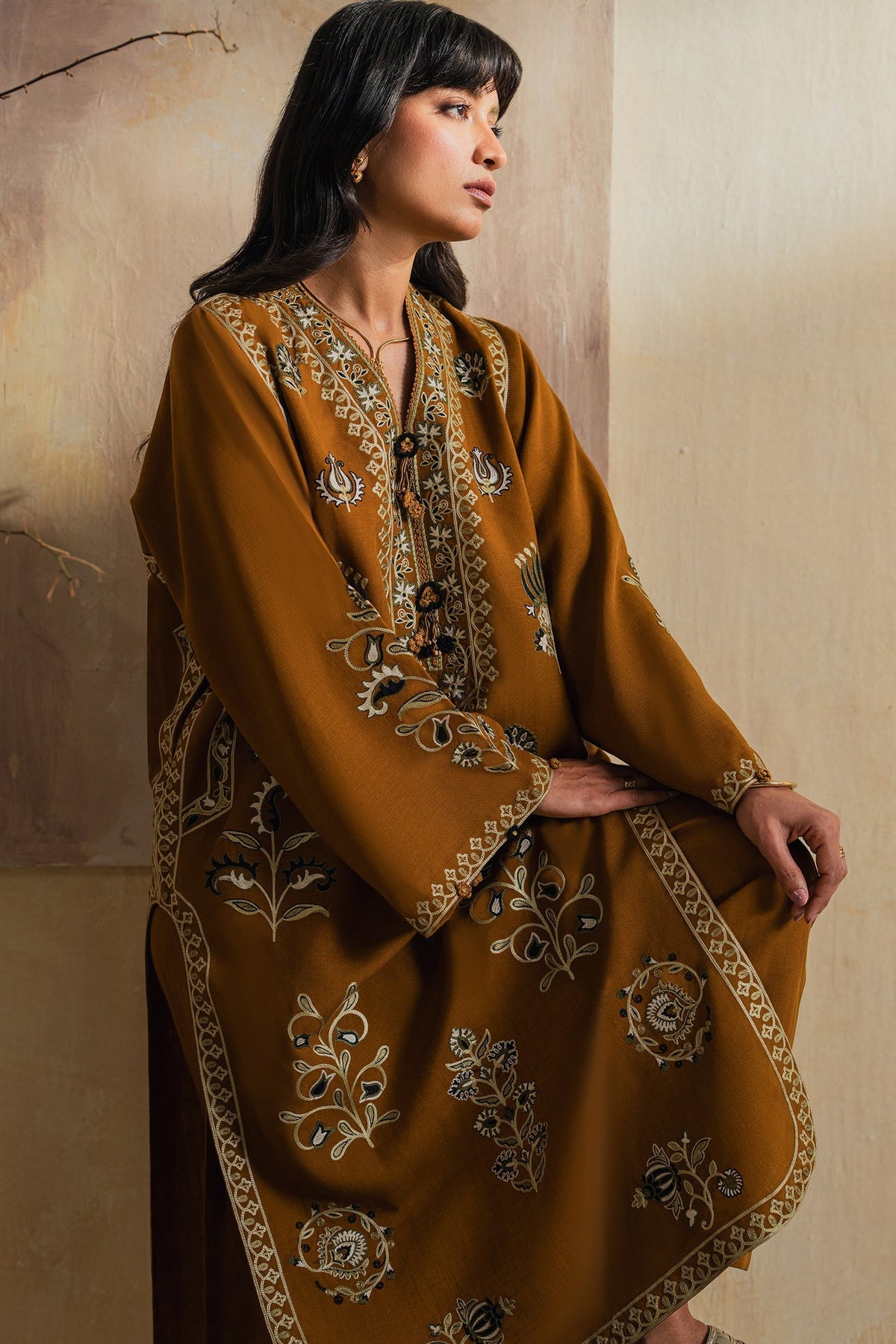 Elan | Indigene Pret | AMAAN (ERW-21575)
