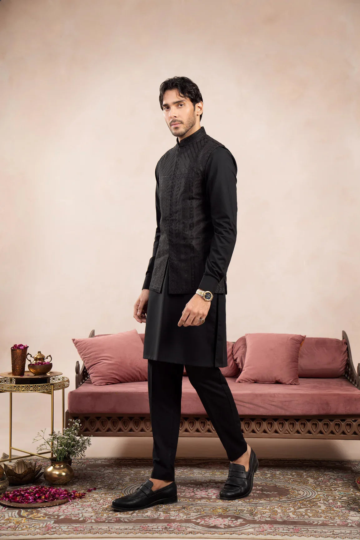 Black Royal Embroidered Waistcoat - Men