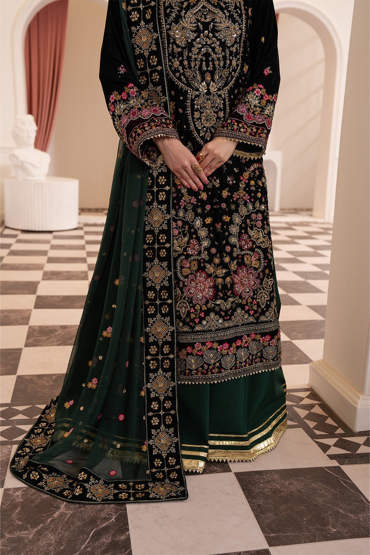Raeesa Premium | Noirah Velvet | NV-004