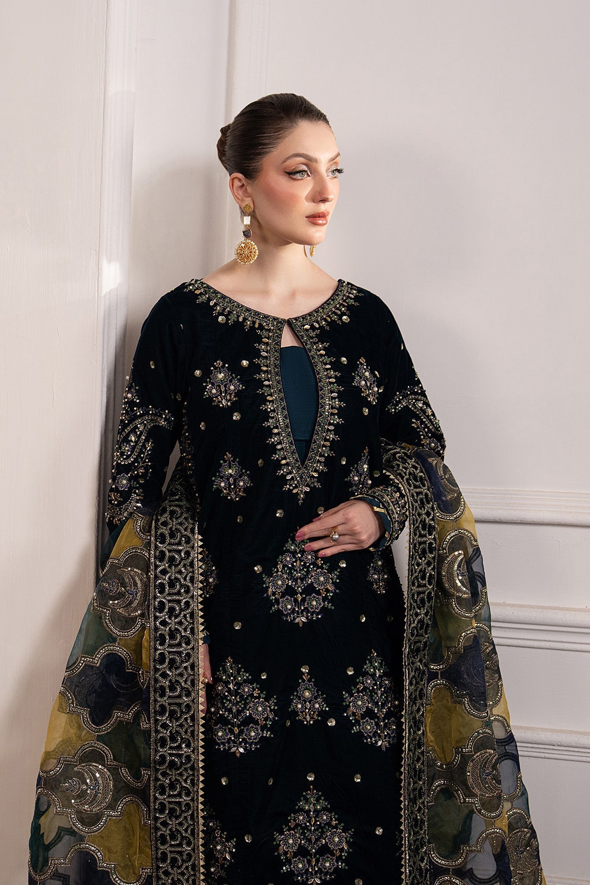 Raeesa Premium | Noirah Velvet | NV-006
