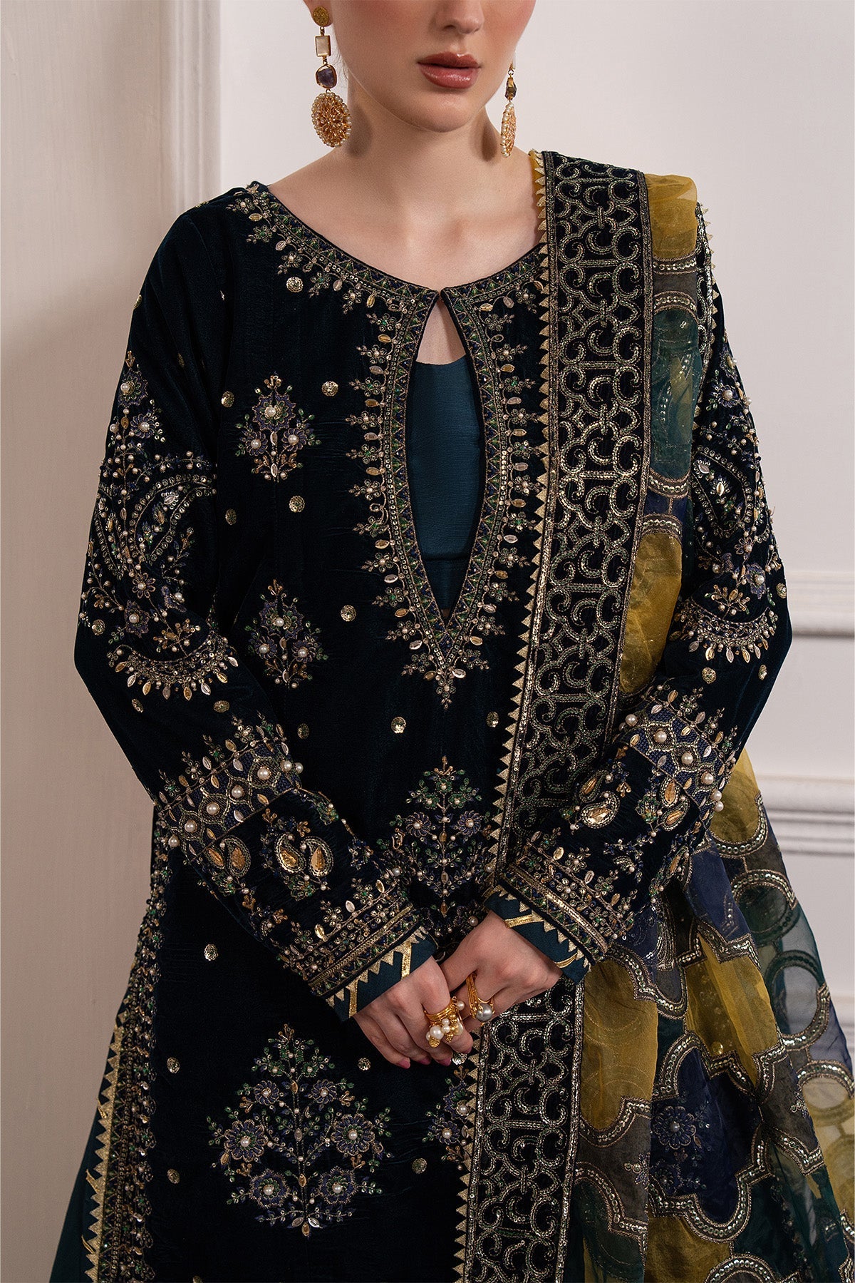 Raeesa Premium | Noirah Velvet | NV-006